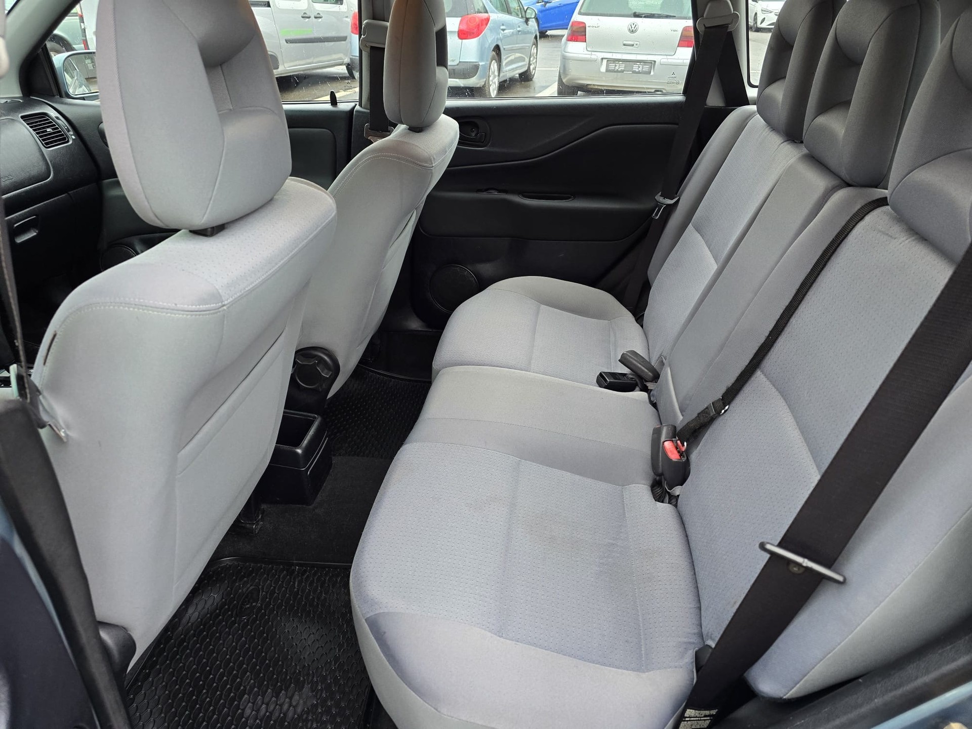 MITSUBISHI Space Star 1.8 16V Premium-image-8