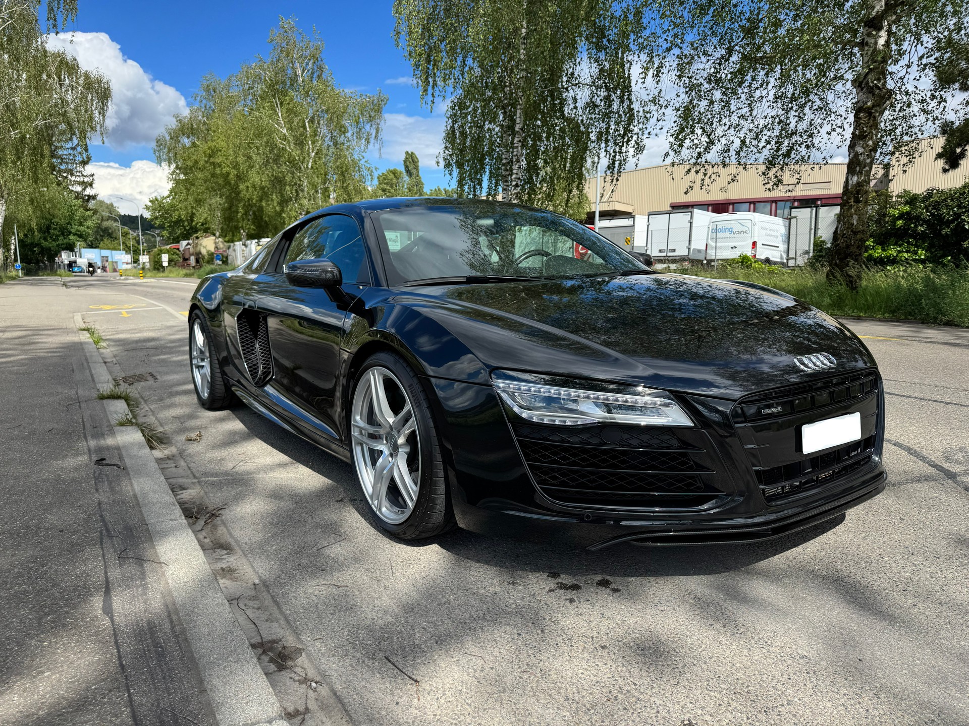 AUDI R8 plus Coupé 5.2 S-Tronic, Keramikbremsen, 8 Räder-image-6