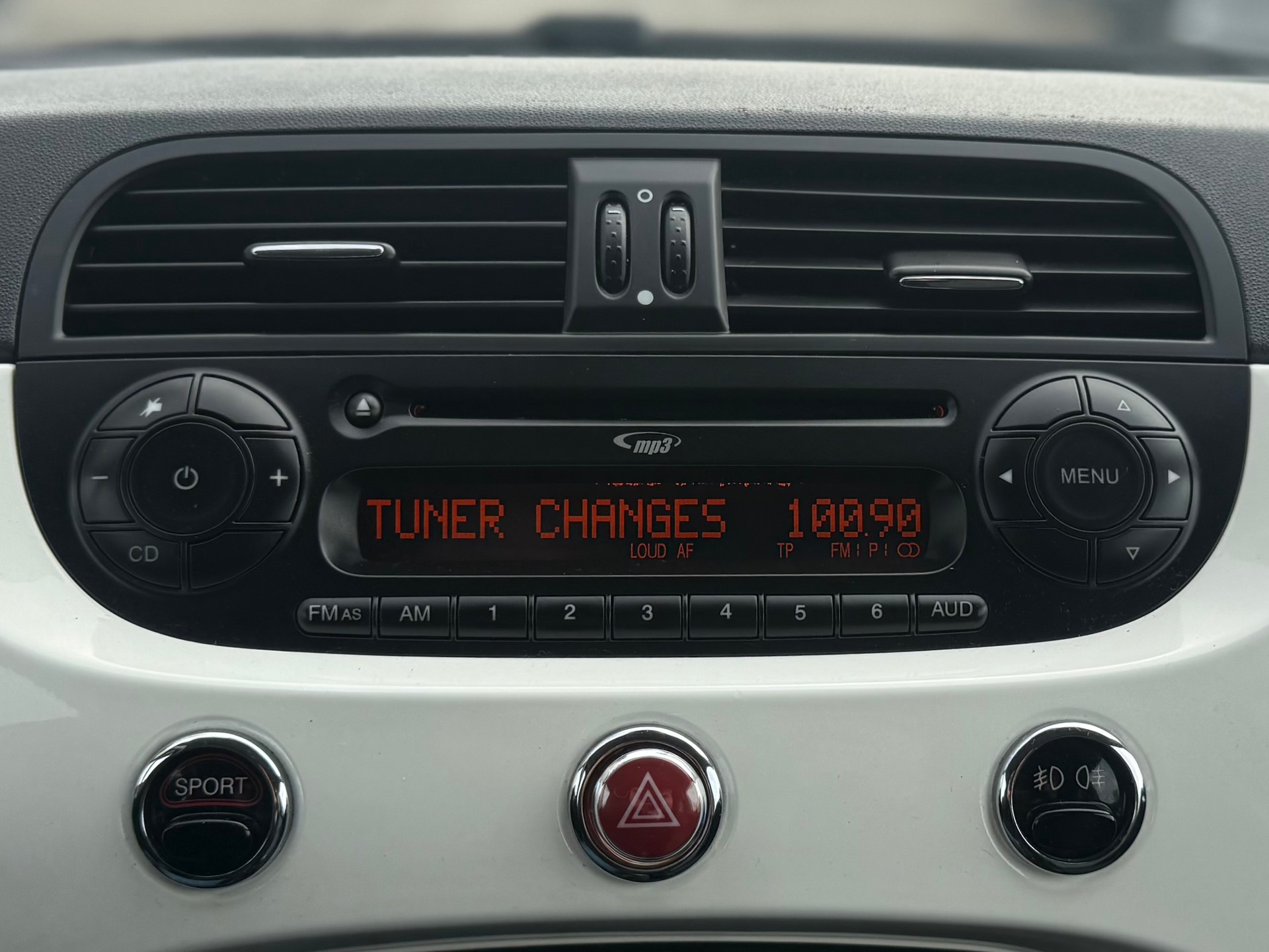 FIAT 500 1.4 16V Lounge Dualogic-image-15
