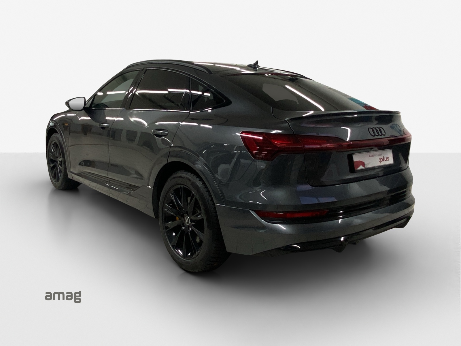 AUDI e-tron 55 Sportback S Line Black Edition quattro-image-2