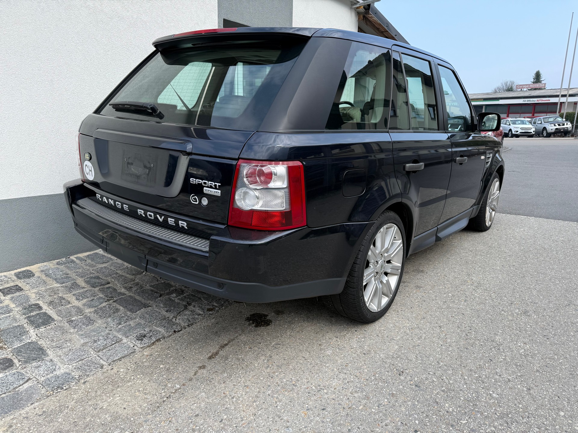 LAND ROVER Range Rover Sport 3.6 Td8 HSE Automatic-image-6