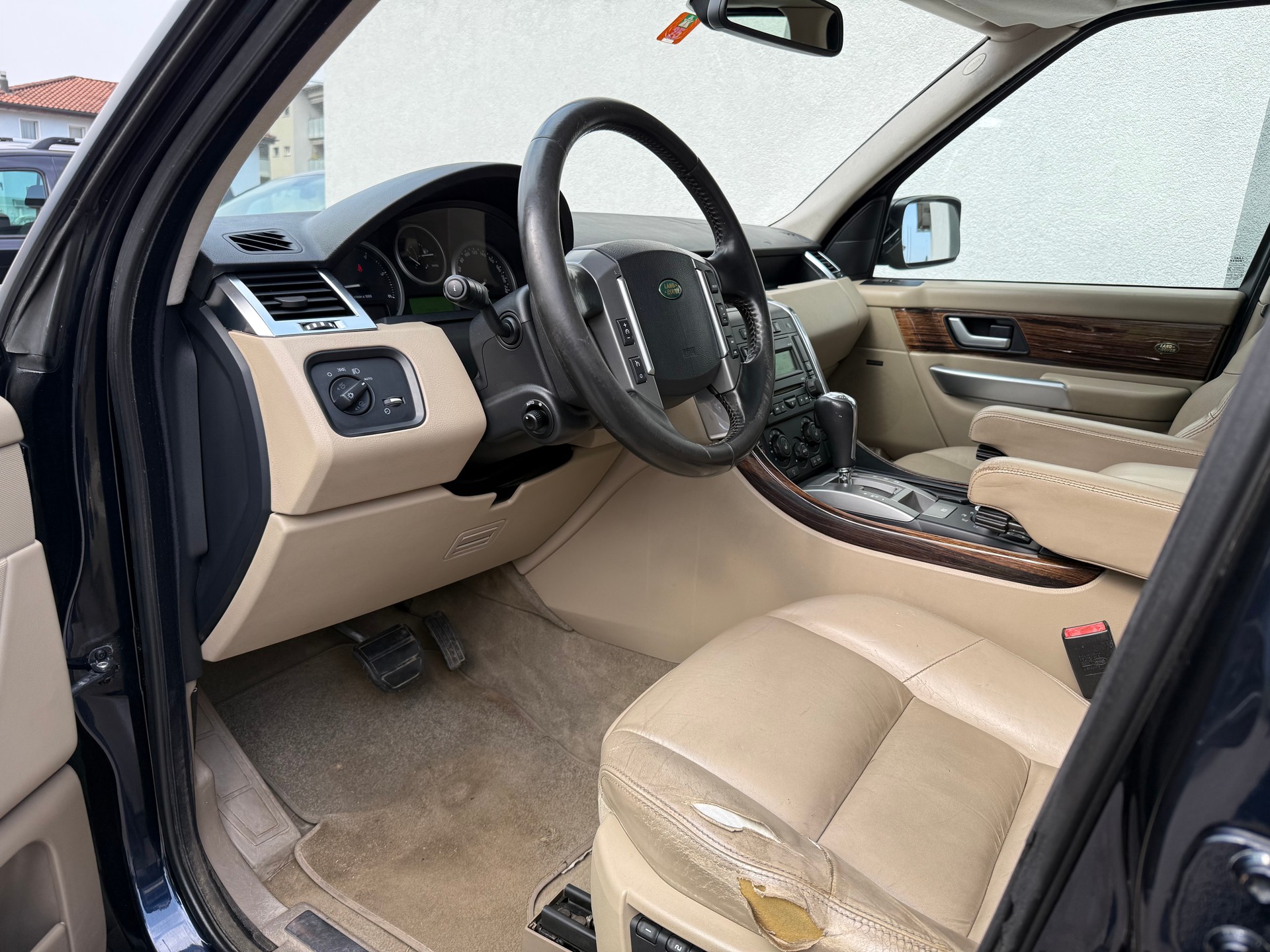 LAND ROVER Range Rover Sport 3.6 Td8 HSE Automatic-image-13