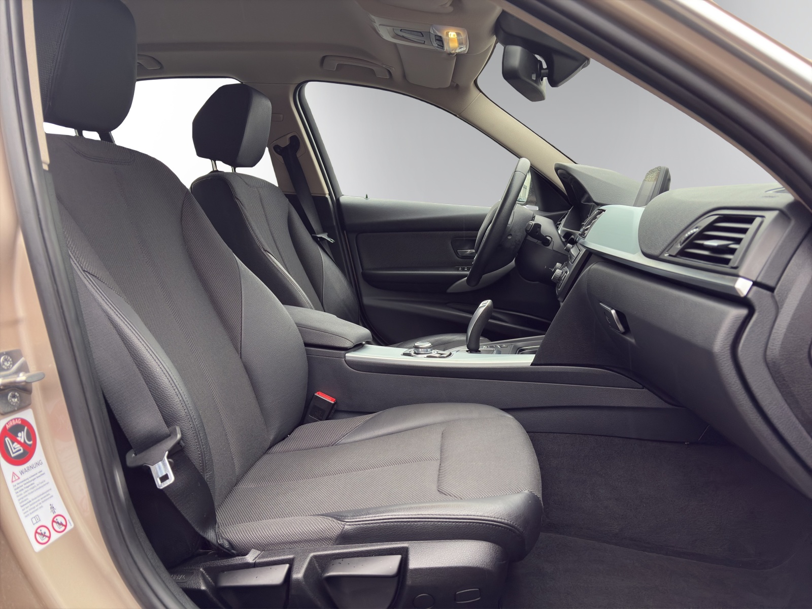 BMW 335i xDrive Steptronic-image-10