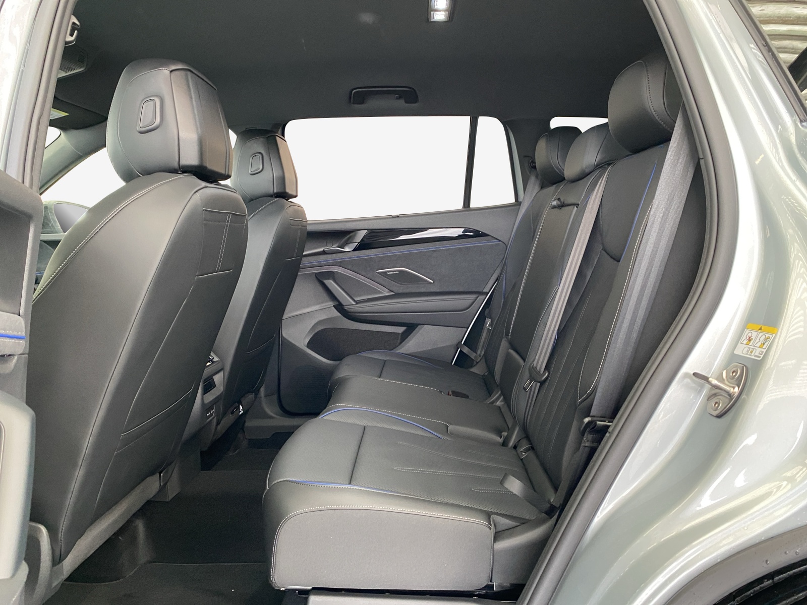 VW Tayron 2.0 TSI R-Line DSG 4Motion-image-9