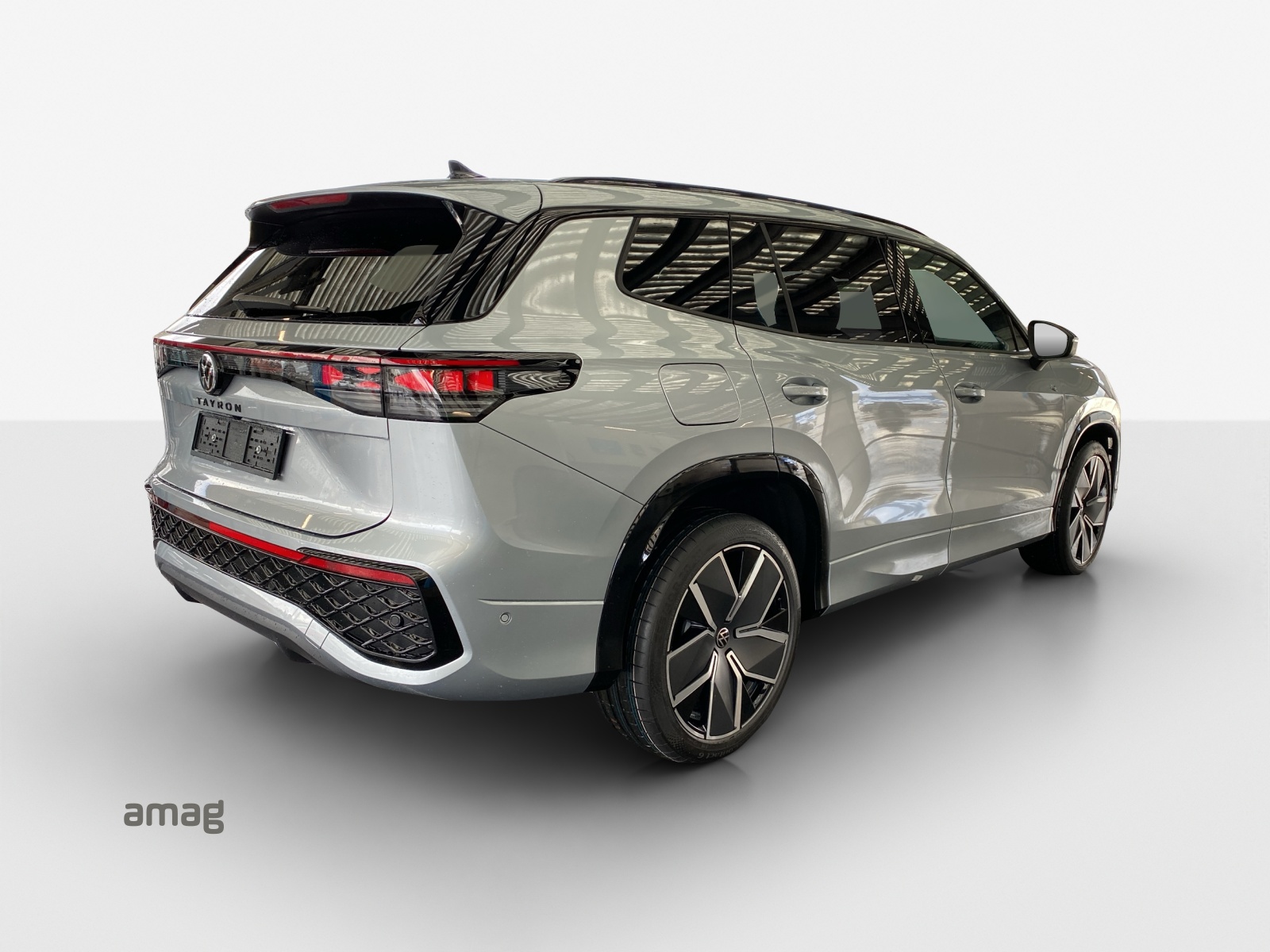 VW Tayron 2.0 TSI R-Line DSG 4Motion-image-4