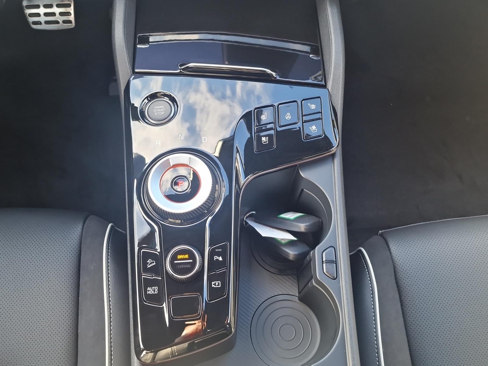 KIA Sportage 1.6 T-GDi Hybrid GT-Line-image-6