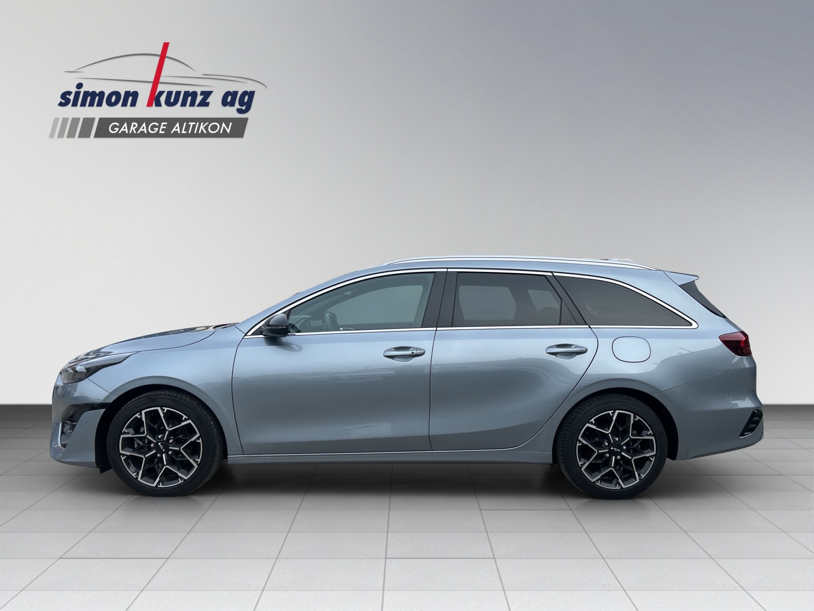 KIA Ceed SW 1.5 T-GDi GT-Line-image-2