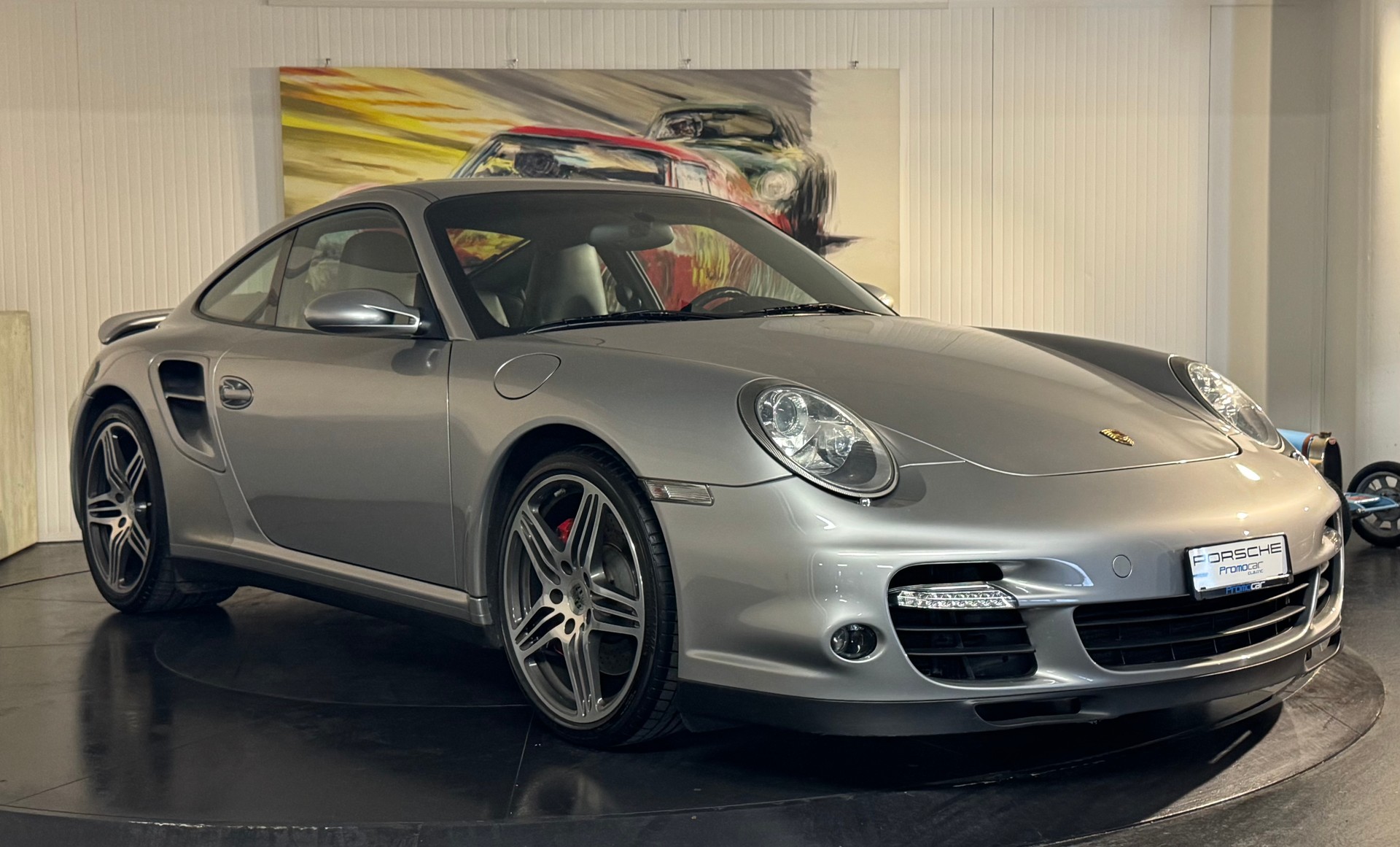 PORSCHE 911 Turbo-image-6