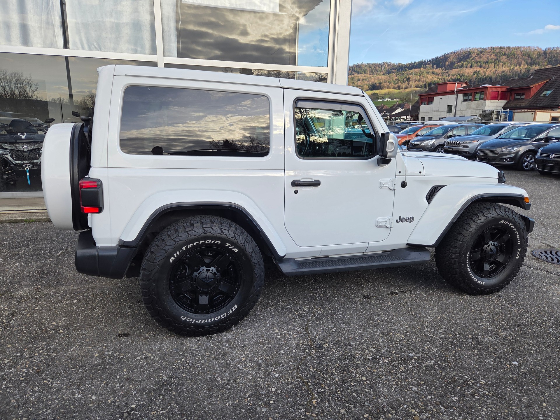 JEEP Wrangler 2.2MJ Sahara Automatic Overland-image-11