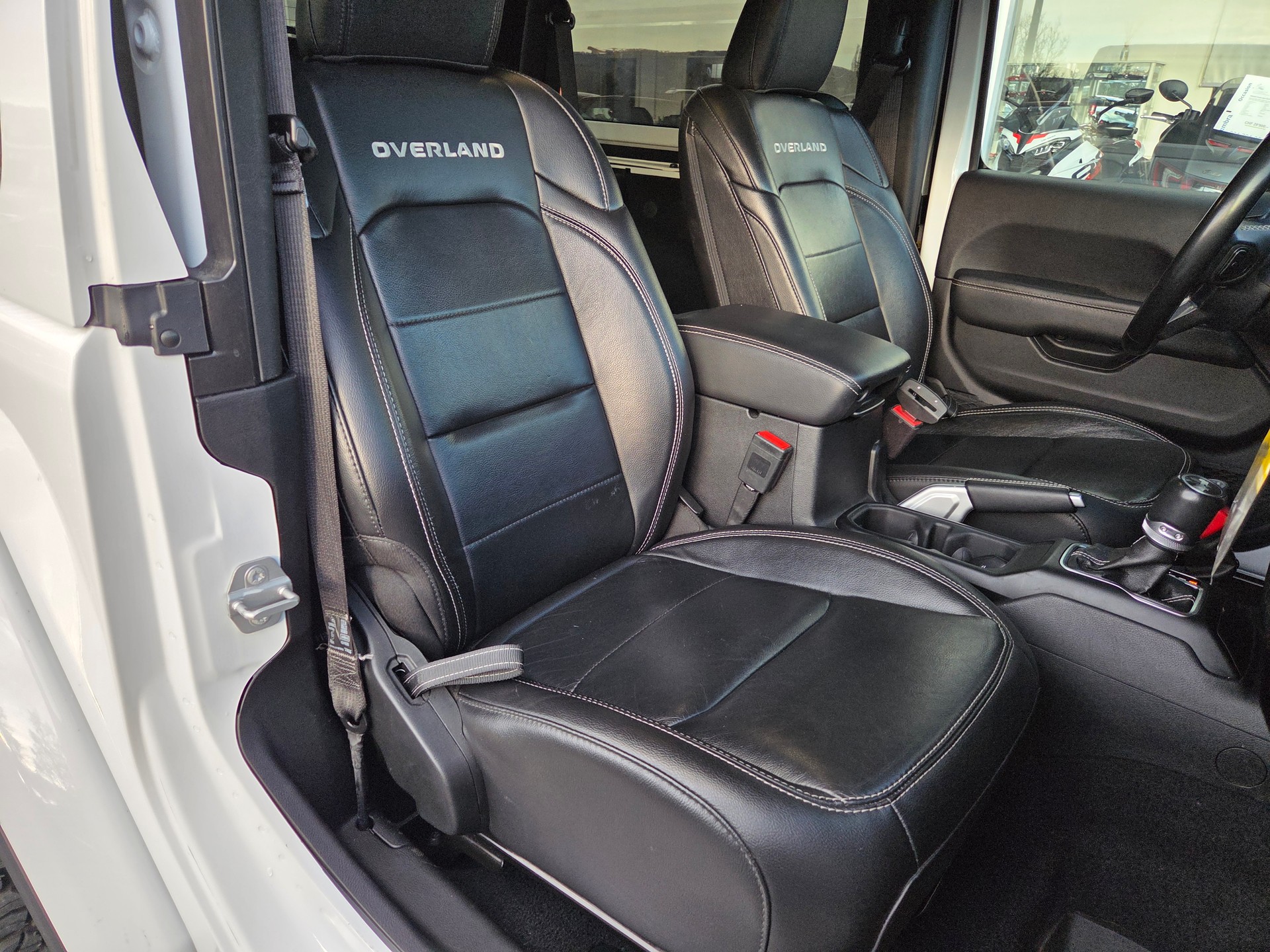 JEEP Wrangler 2.2MJ Sahara Automatic Overland-image-15