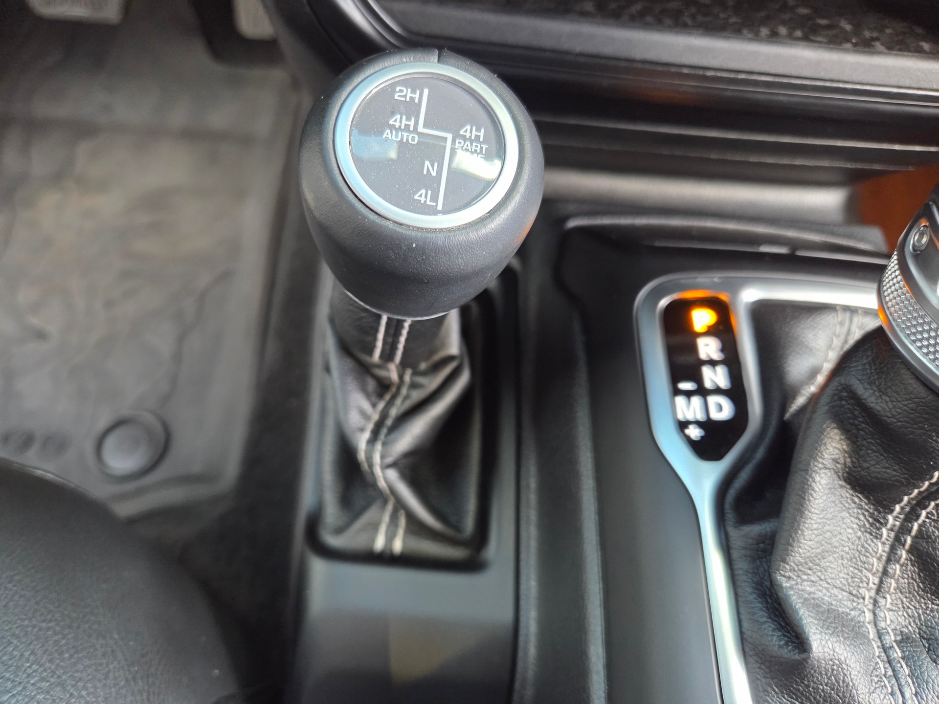JEEP Wrangler 2.2MJ Sahara Automatic Overland-image-21