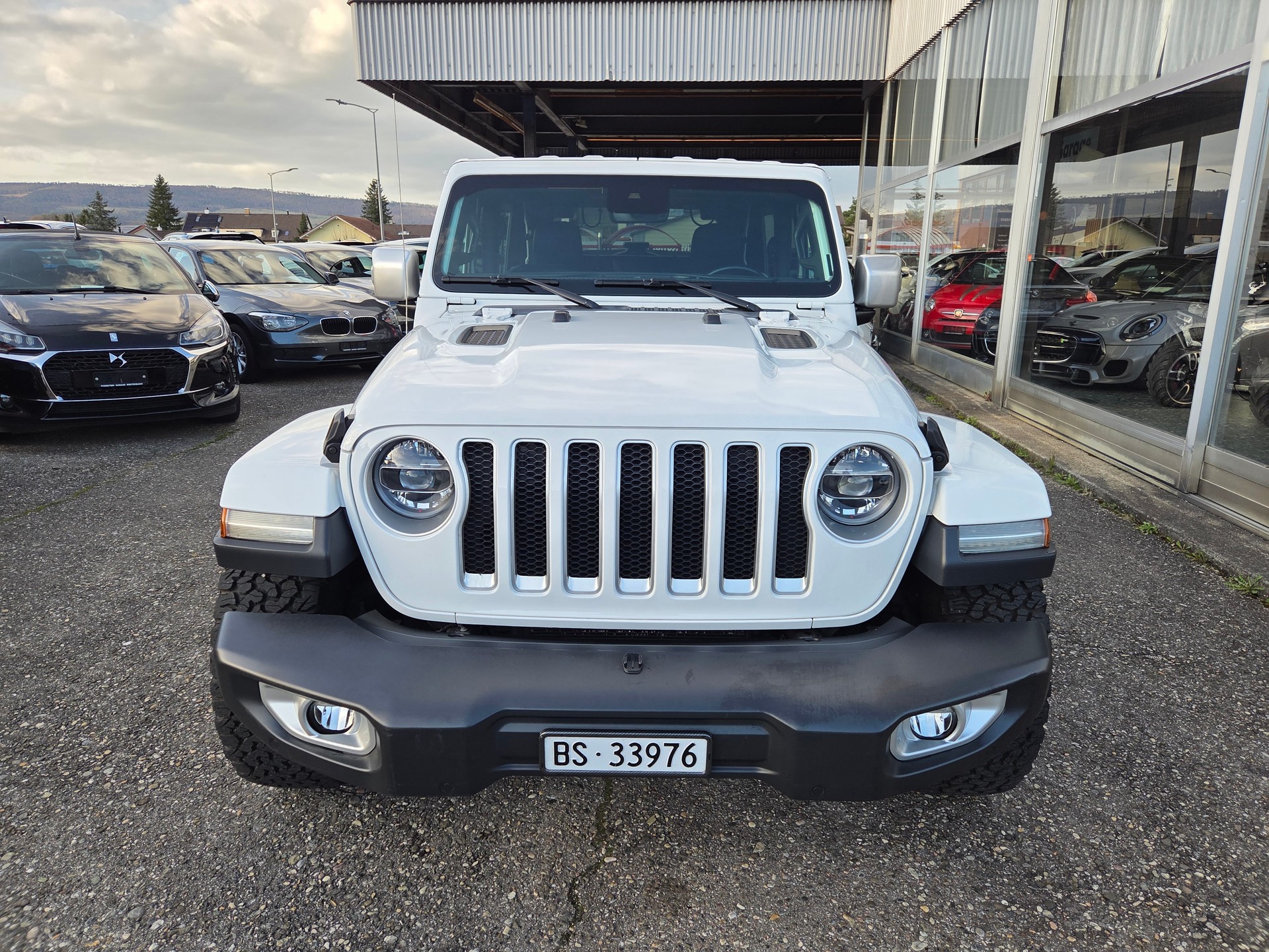 JEEP Wrangler 2.2MJ Sahara Automatic Overland-image-3