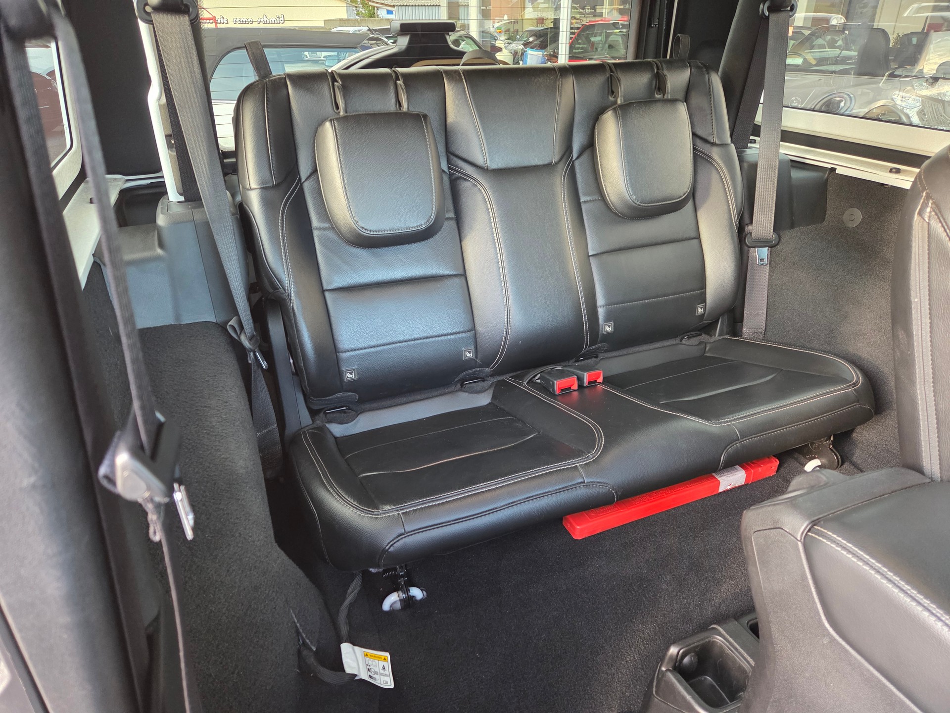 JEEP Wrangler 2.2MJ Sahara Automatic Overland-image-16