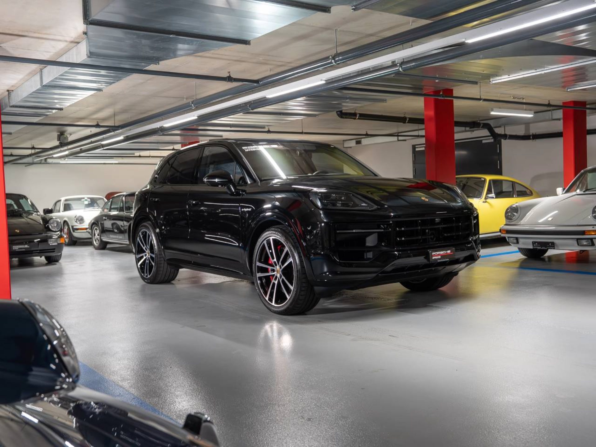 PORSCHE Cayenne S E-Hybrid (MY24)-image-5