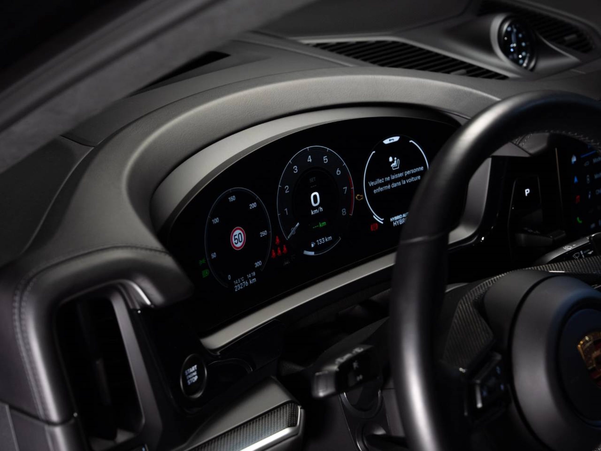 PORSCHE Cayenne S E-Hybrid (MY24)-image-13