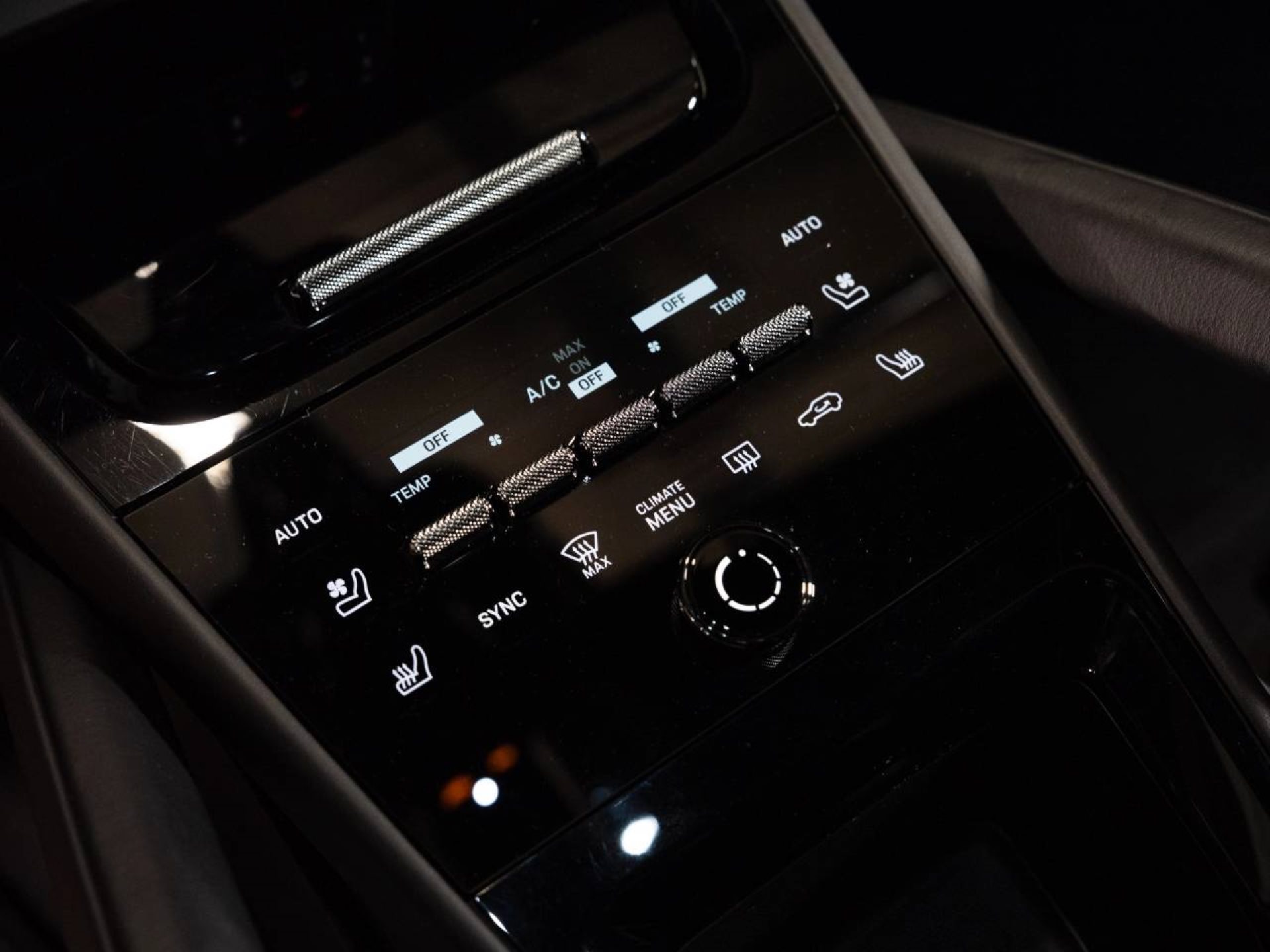 PORSCHE Cayenne S E-Hybrid (MY24)-image-11