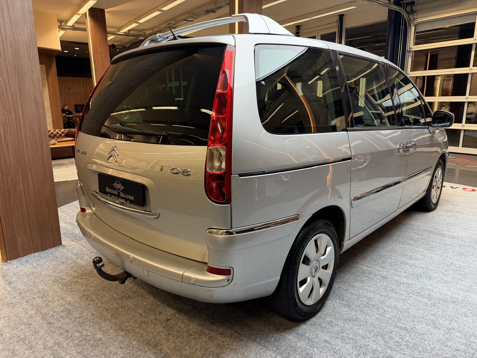 CITROEN C8 Minivan 2.0 16V HDi SX-image-6
