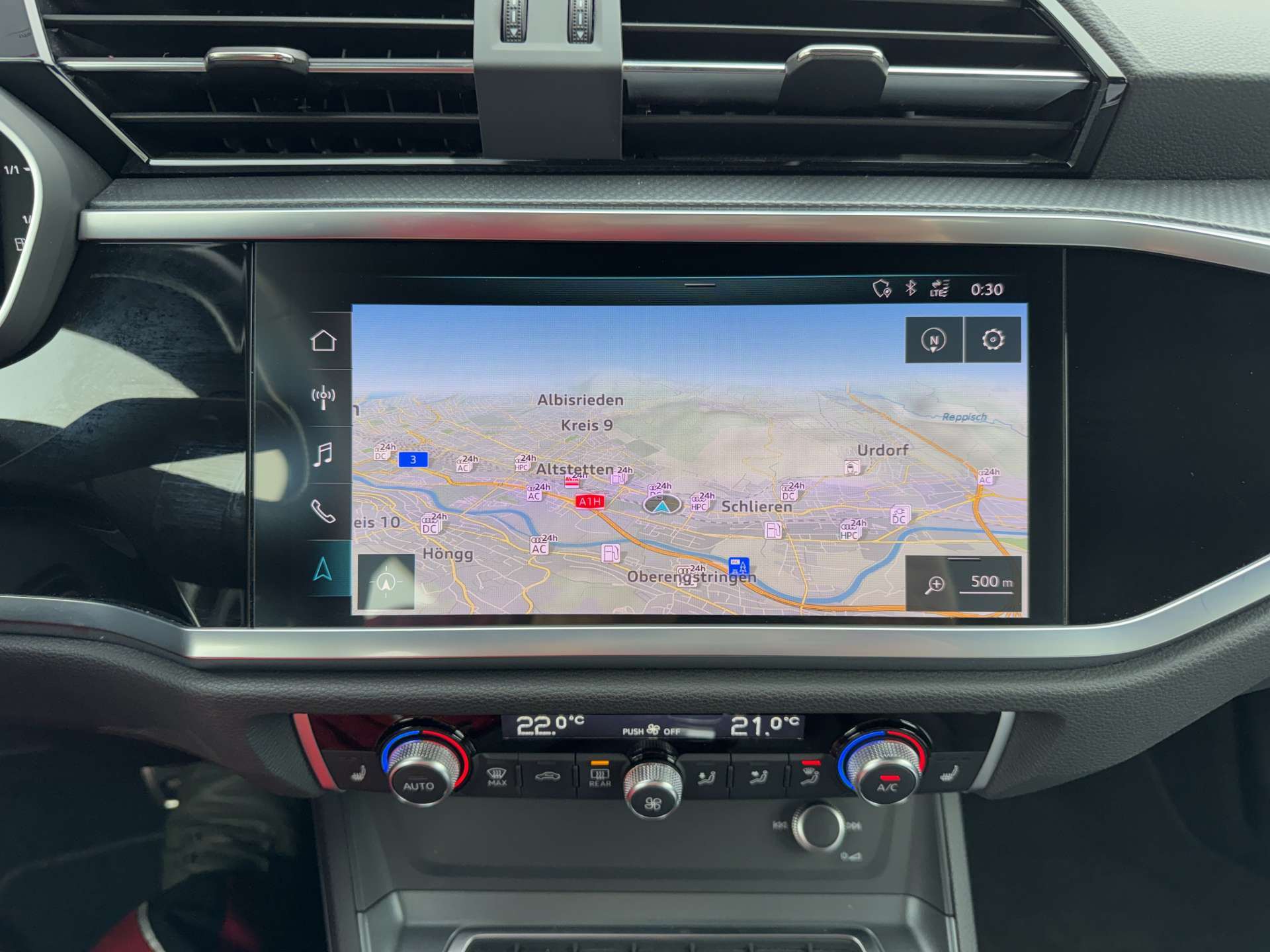 AUDI Q3 35 TDi S-Line S-Tronic Automat-image-1