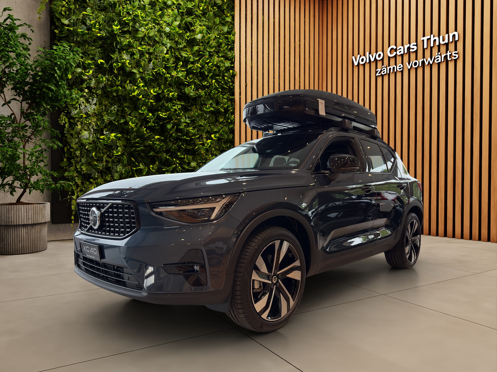 VOLVO XC40 2.0 B4 MH Ultra Dark-image-0