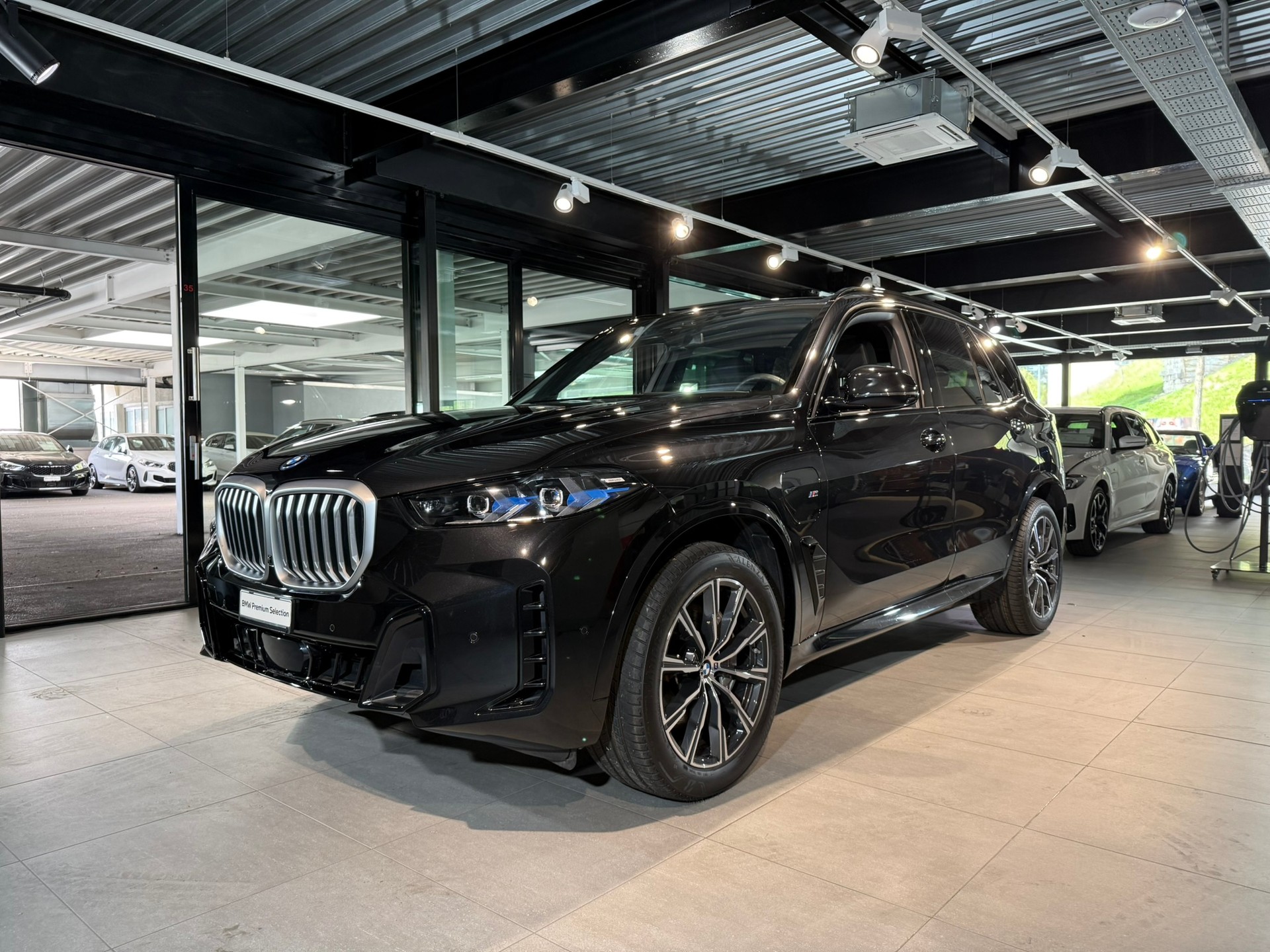 BMW X5 xDrive 50e M Sport Steptronic-image-2