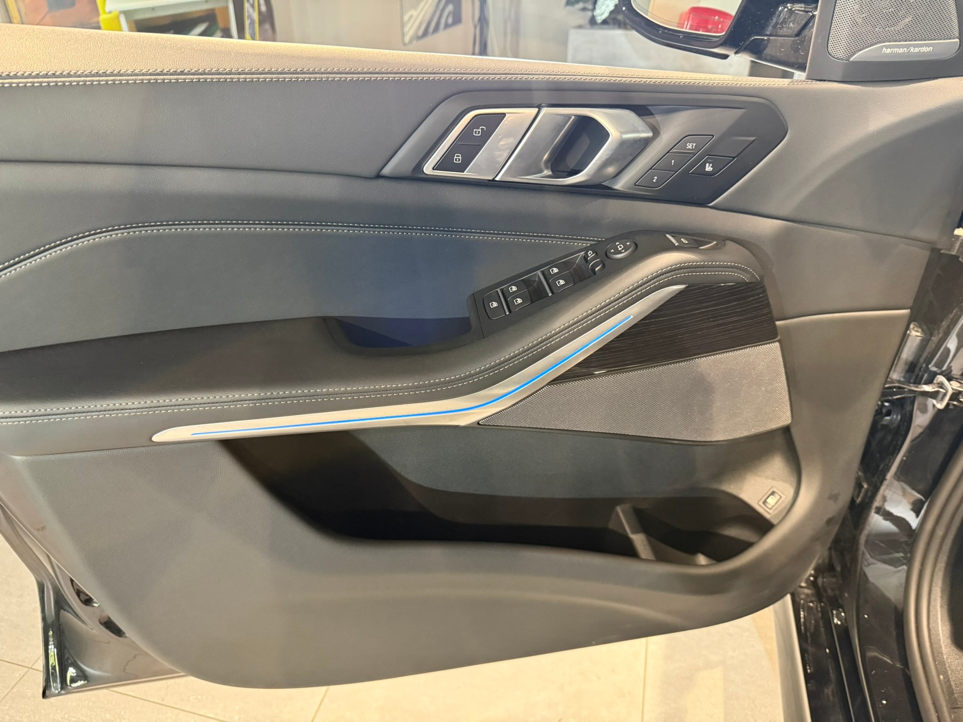 BMW X5 xDrive 50e M Sport Steptronic-image-12