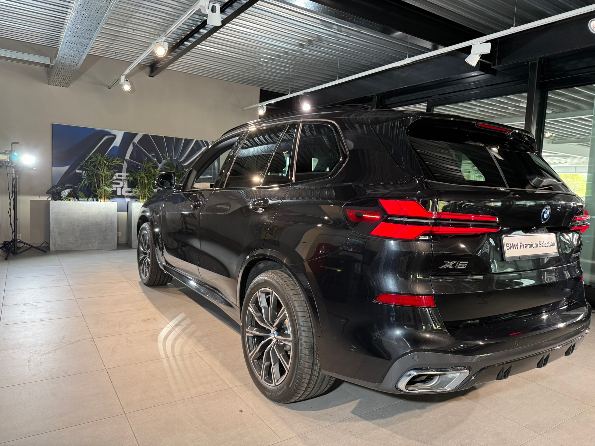 BMW X5 xDrive 50e M Sport Steptronic-image-3