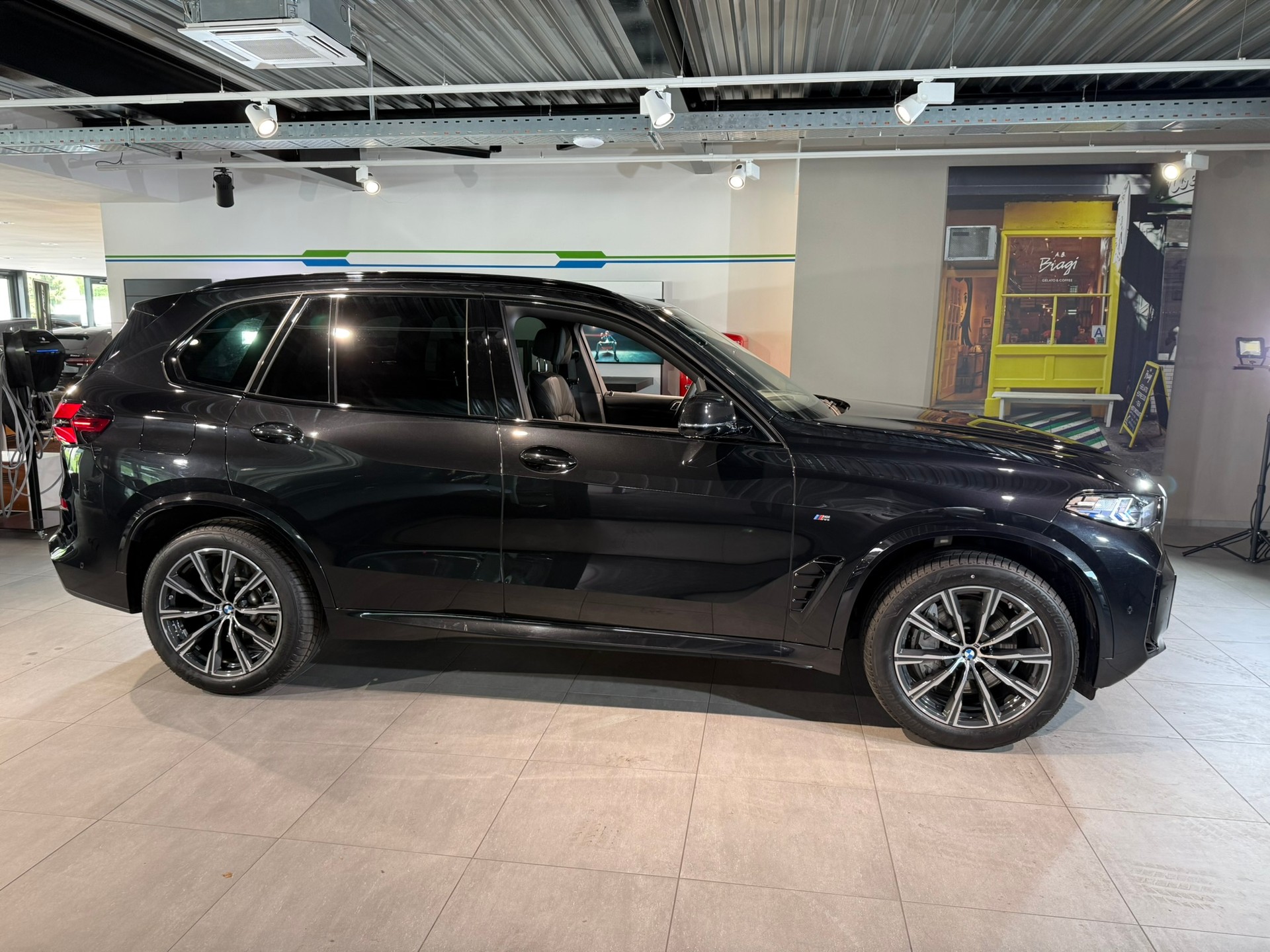 BMW X5 xDrive 50e M Sport Steptronic-image-6