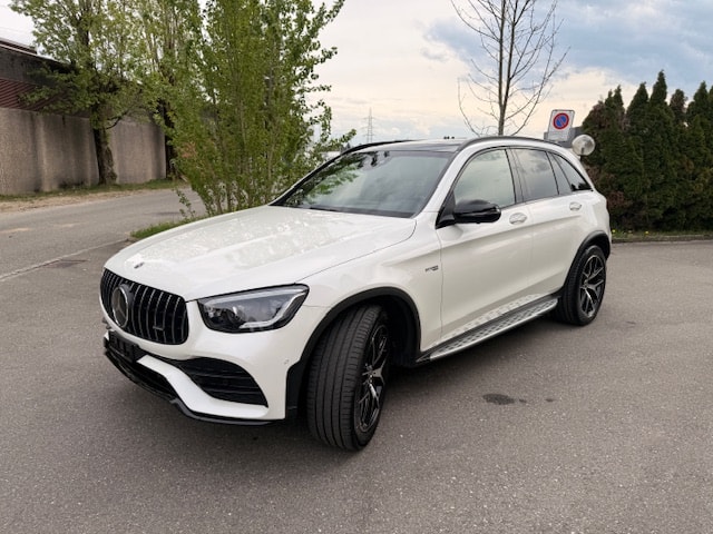 MERCEDES-BENZ GLC 43 AMG 4Matic 9G-Tronic-image-2