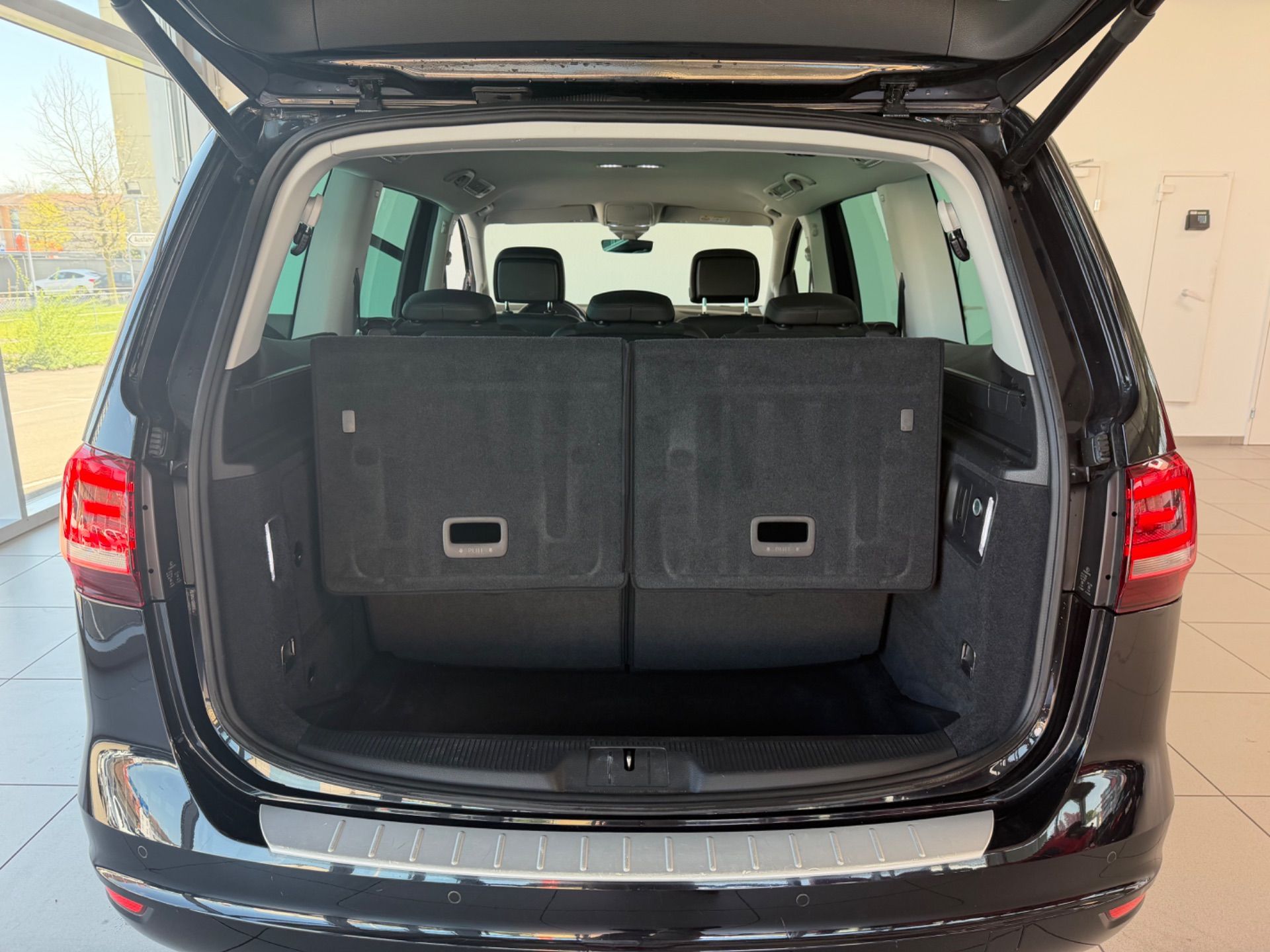 VW Sharan 2.0 TDI BMT Highline 4Motion DSG-image-23