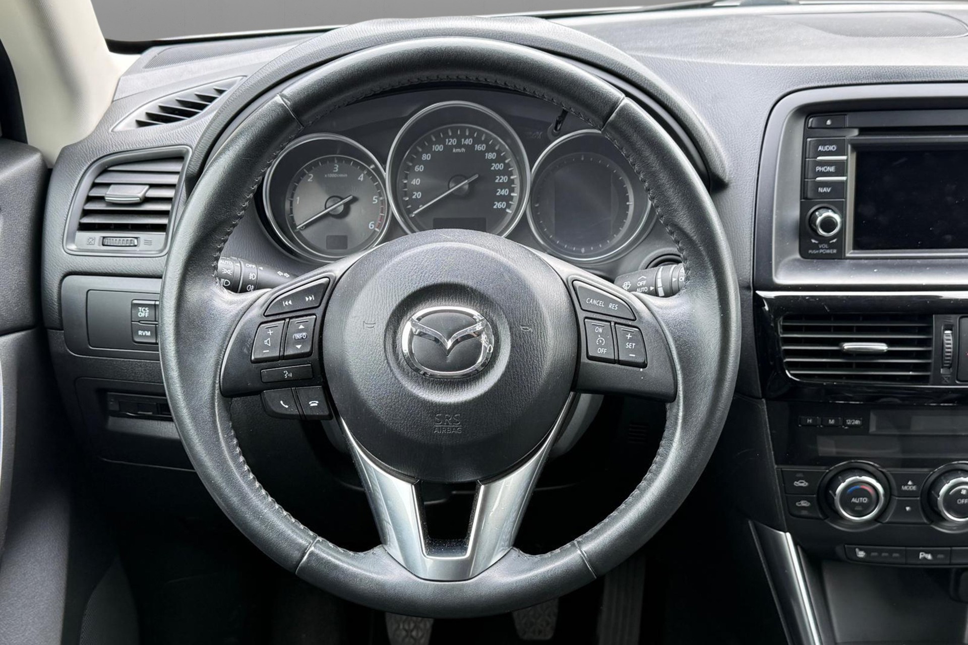 MAZDA CX-5 2.2 D Revolution AWD-image-9