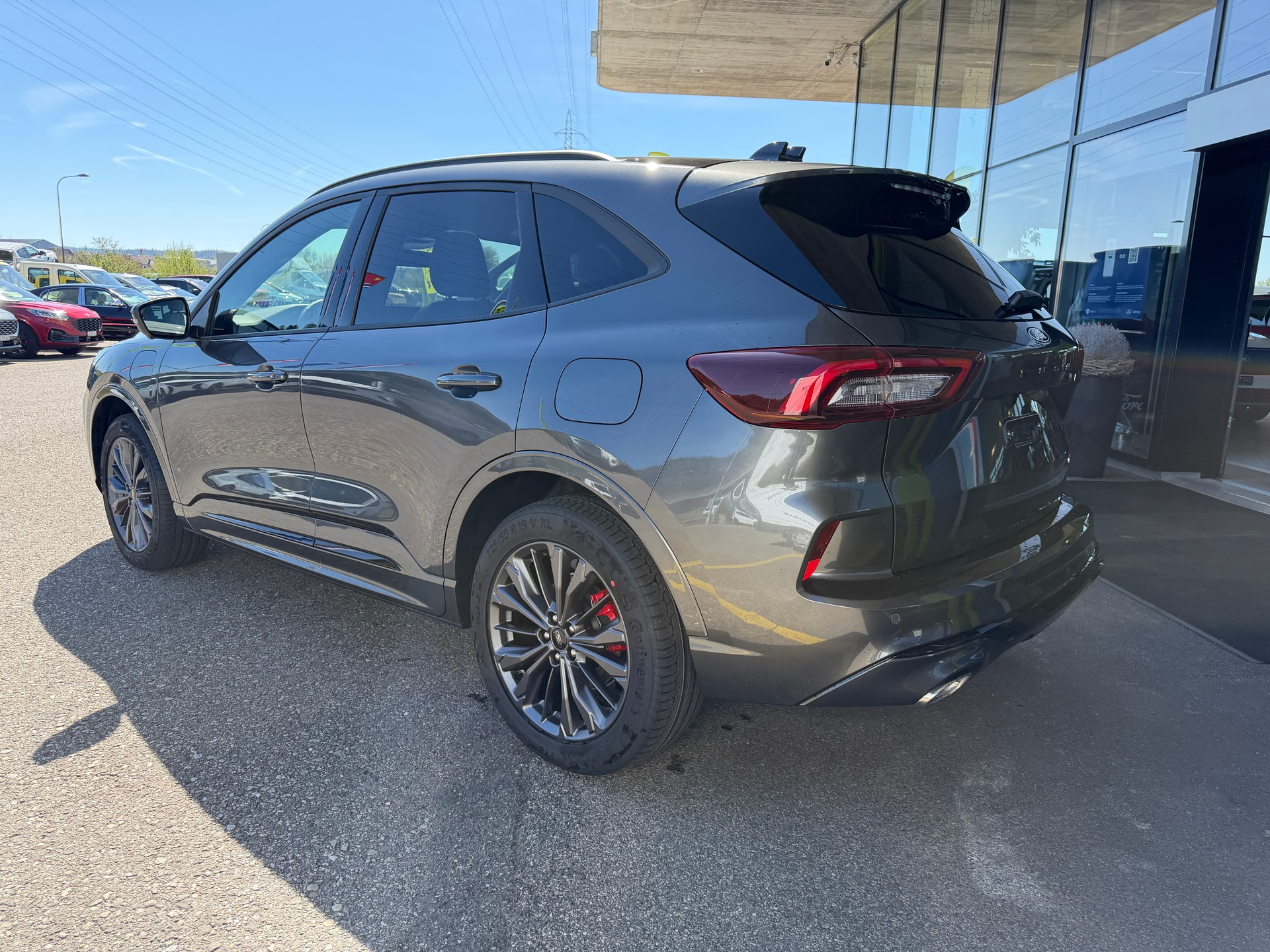 FORD Kuga 2.5 PHEV Sound Edition FWD-image-4