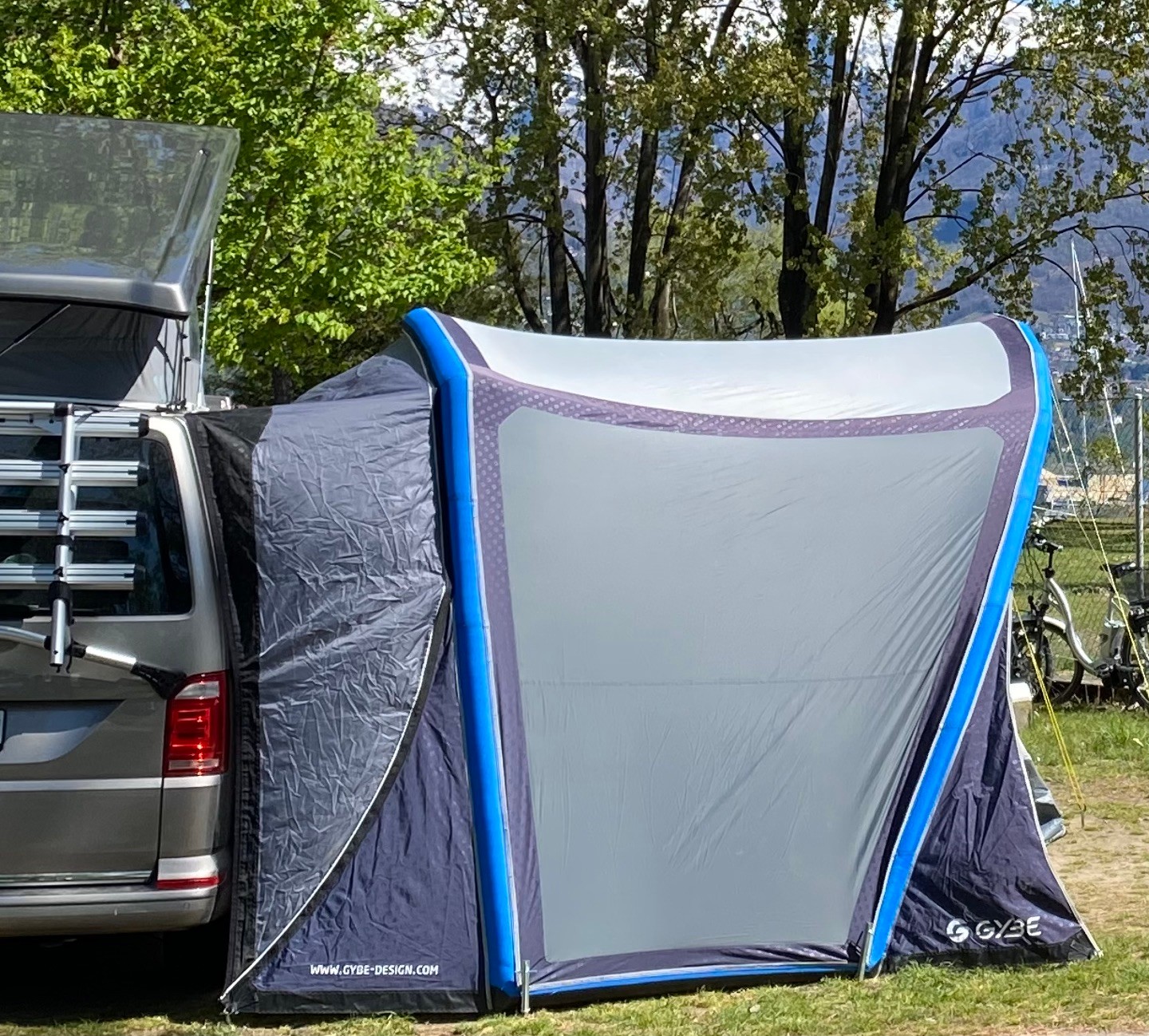 VW T6 Multivan 2.0 Bi-TDI Highline 4Motion DSG-image-17