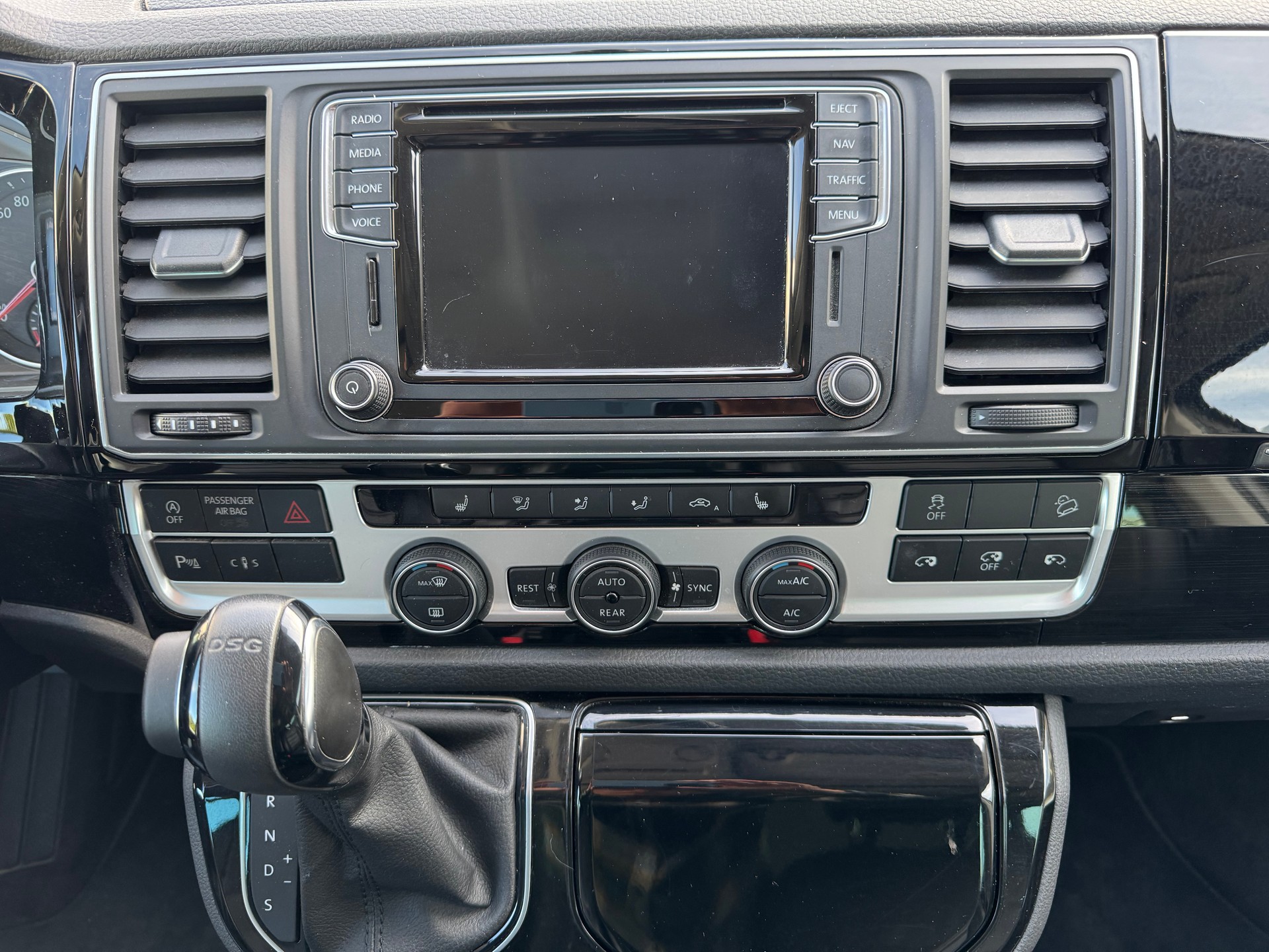 VW T6 Multivan 2.0 Bi-TDI Highline 4Motion DSG-image-6