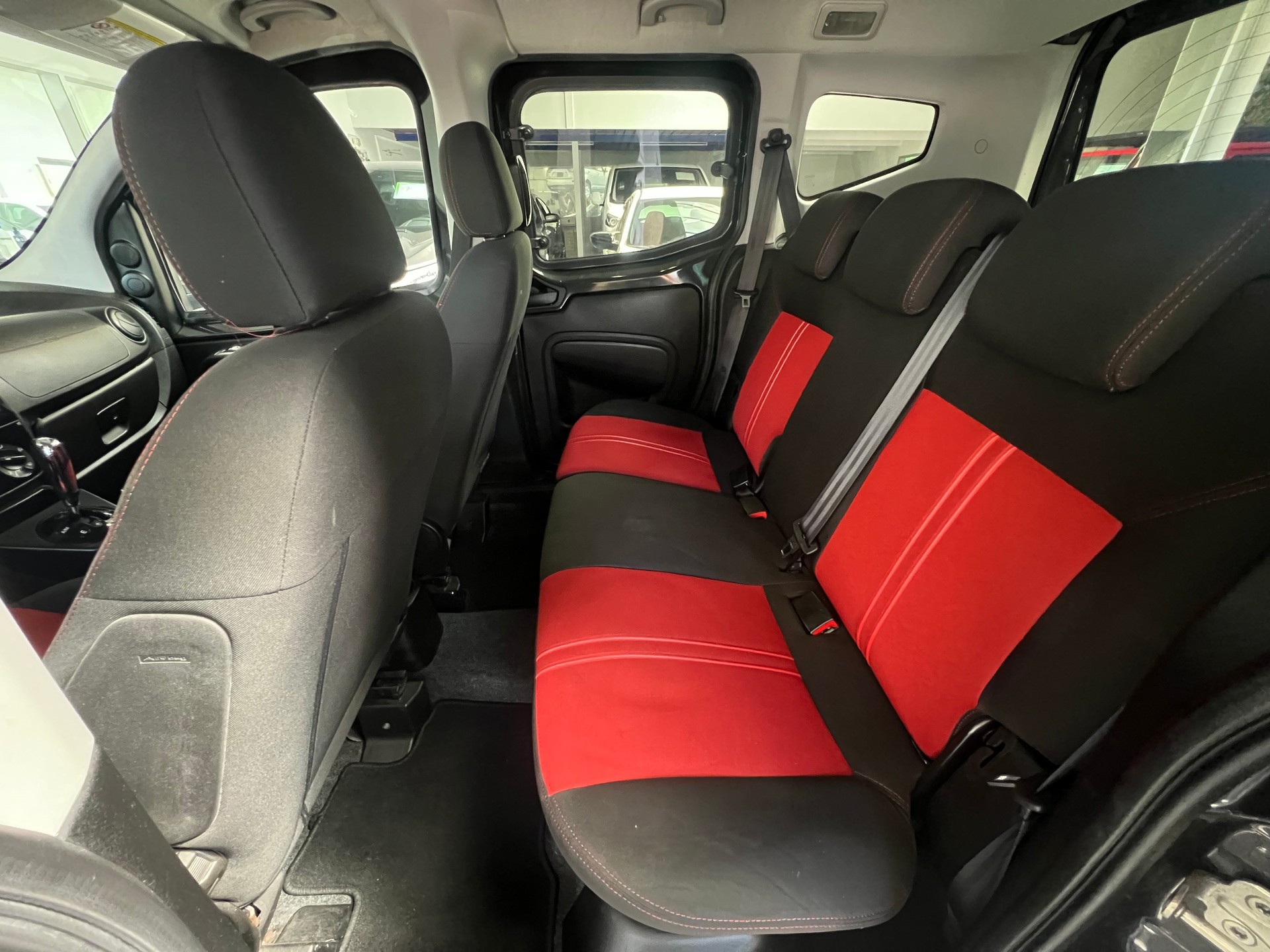 FIAT Qubo 1.3 JTD Dynamic Dualogic-image-9