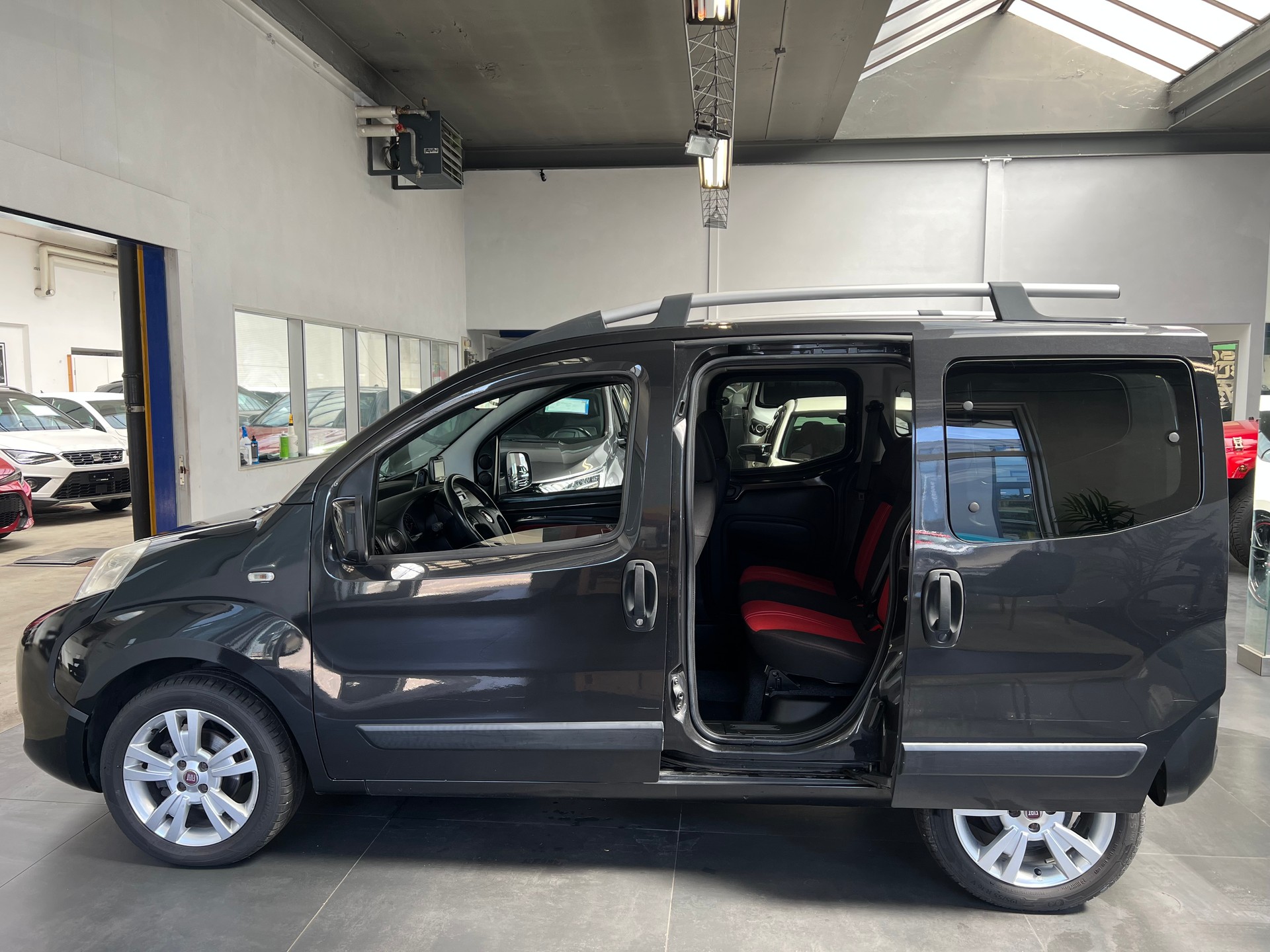 FIAT Qubo 1.3 JTD Dynamic Dualogic-image-4