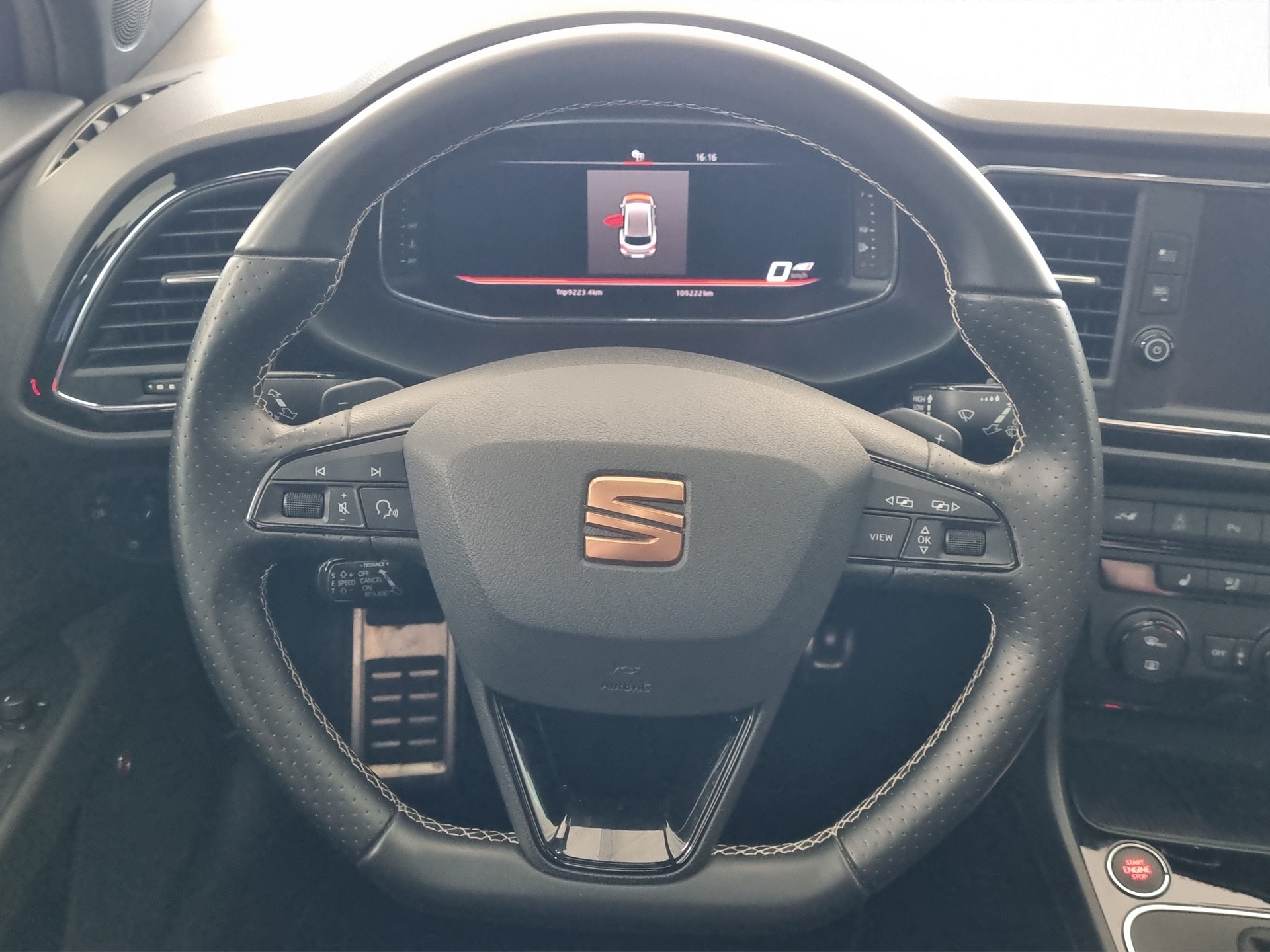 SEAT Leon ST 2.0 TSI 300 Cupra 4Drive DSG-image-8