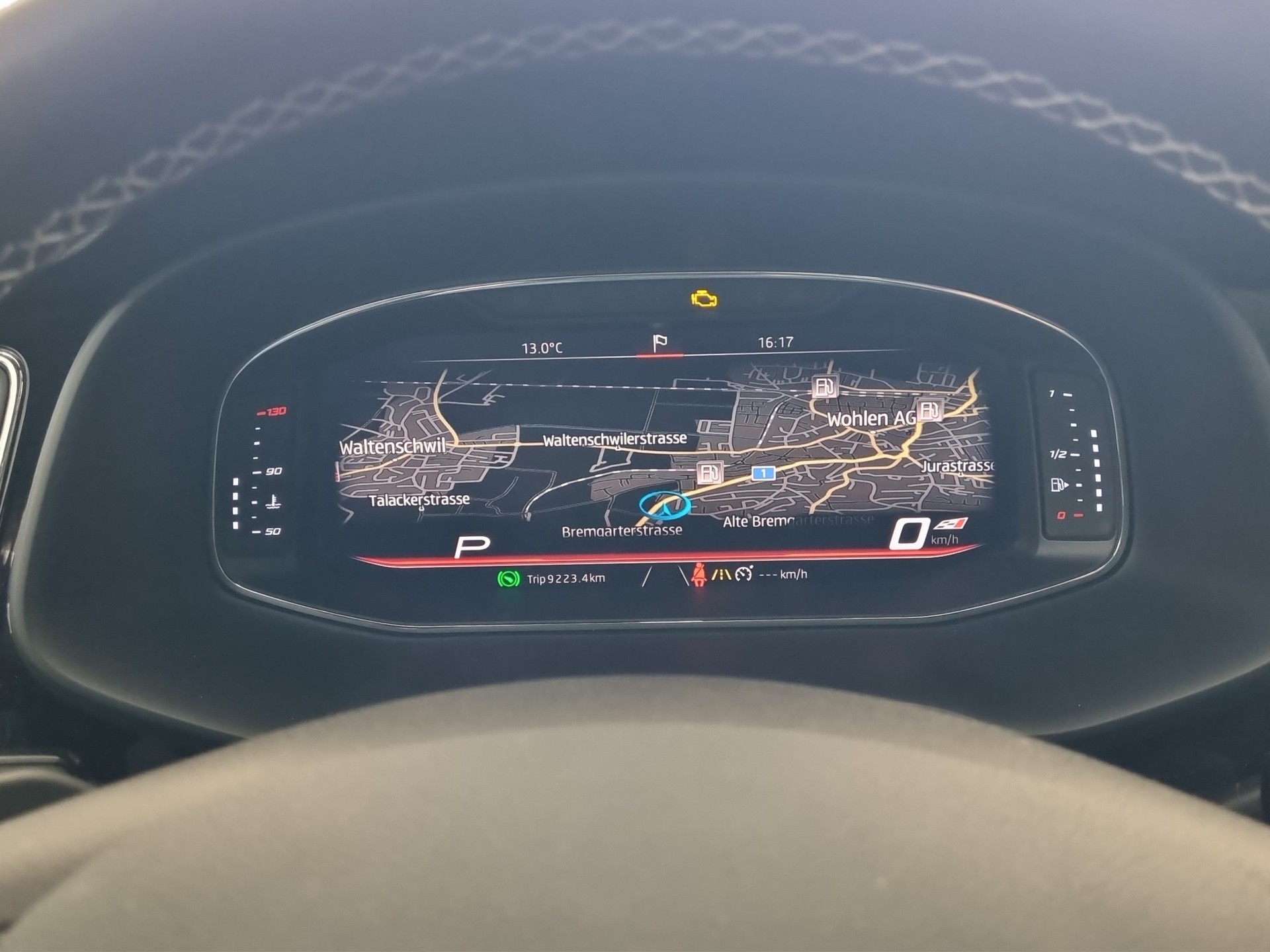 SEAT Leon ST 2.0 TSI 300 Cupra 4Drive DSG-image-10
