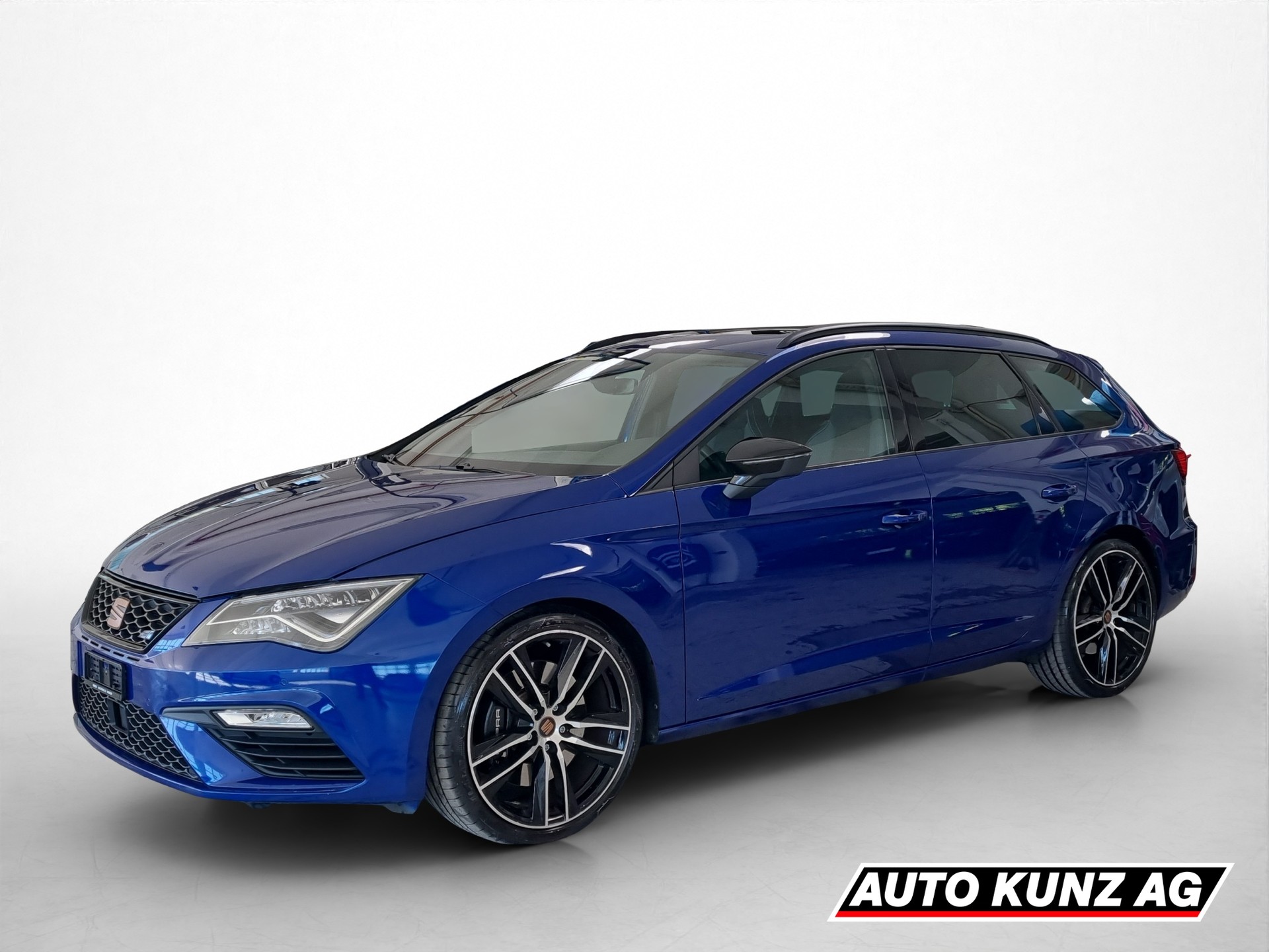 SEAT Leon ST 2.0 TSI 300 Cupra 4Drive DSG-image-0