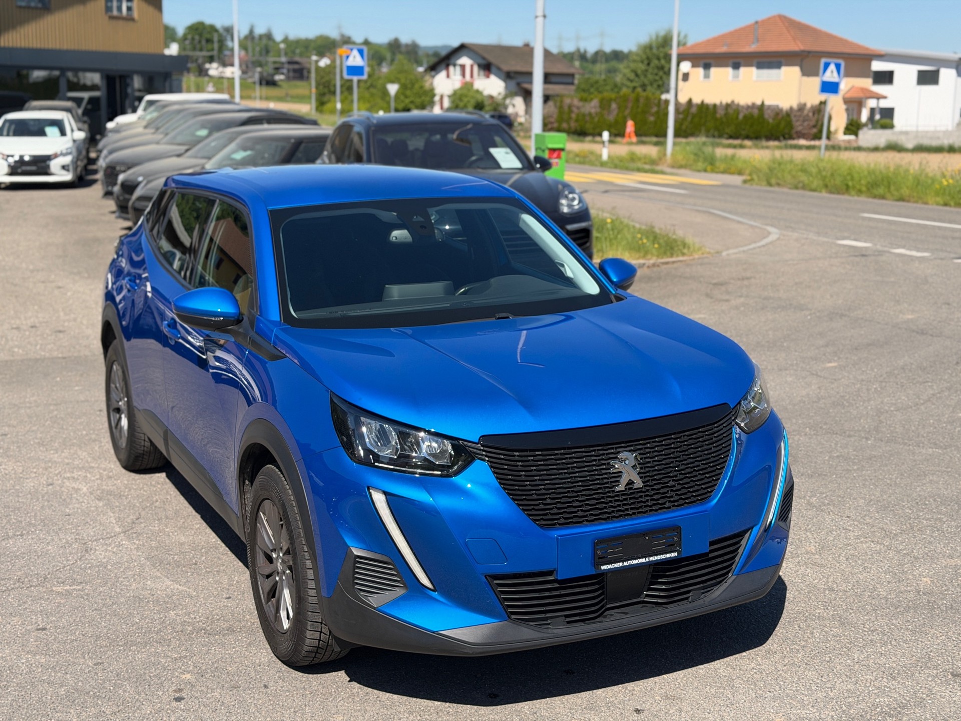 PEUGEOT 2008 1.2 PureTech Active Pack EAT8-image-13