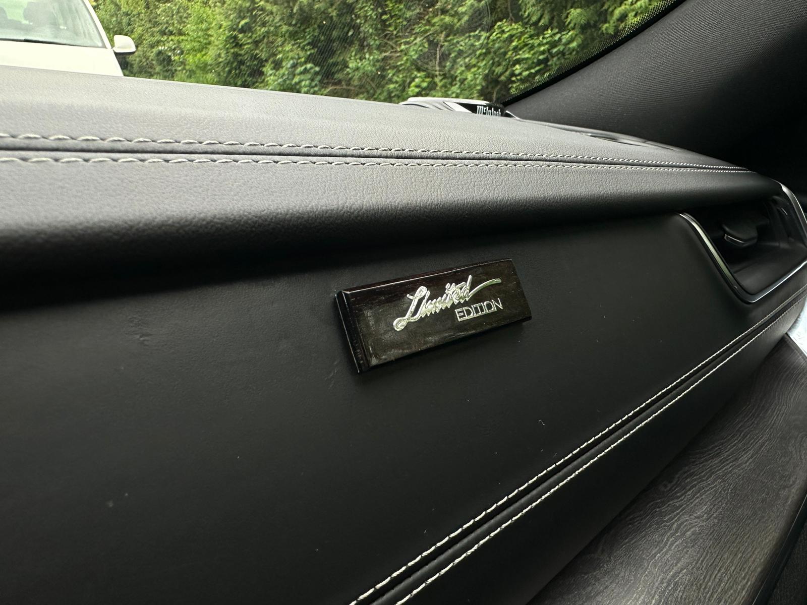 JEEP Grand Cherokee 5.7 V8 Hemi Overland Limited Edition-image-27