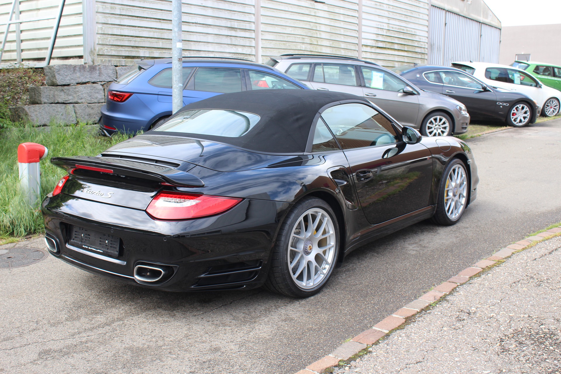 PORSCHE 911 Cabrio Turbo S PDK-image-2