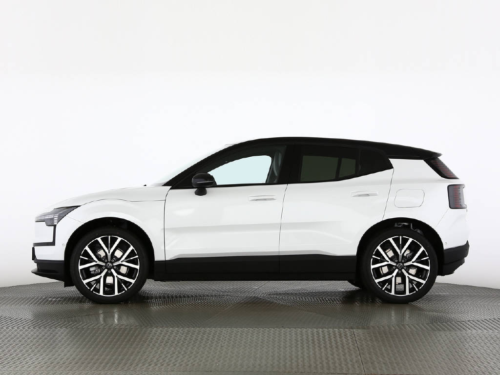 VOLVO EX 30 P5 Longe Range Ultra-image-21