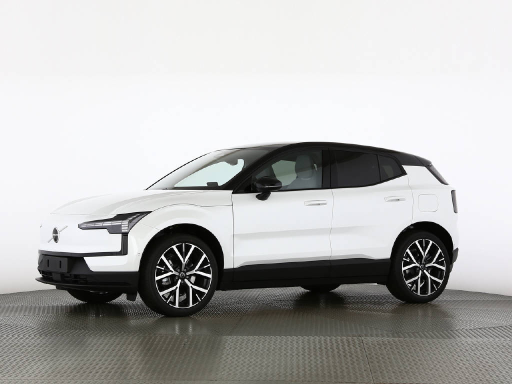 VOLVO EX 30 P5 Longe Range Ultra-image-16