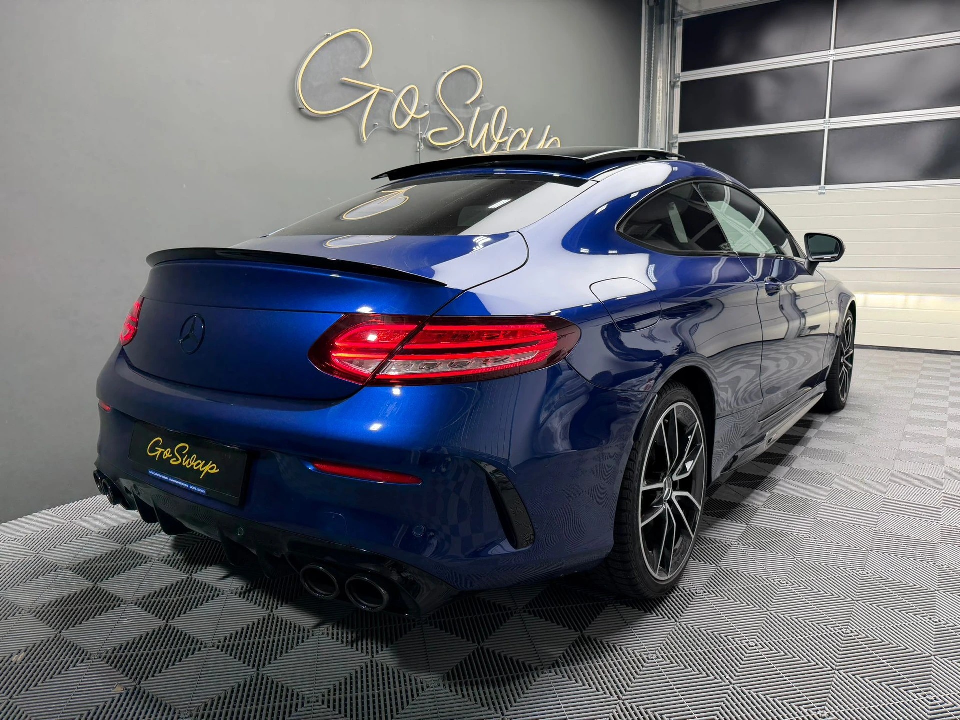 MERCEDES-BENZ C 43 AMG 4Matic 9G-tronic-image-4