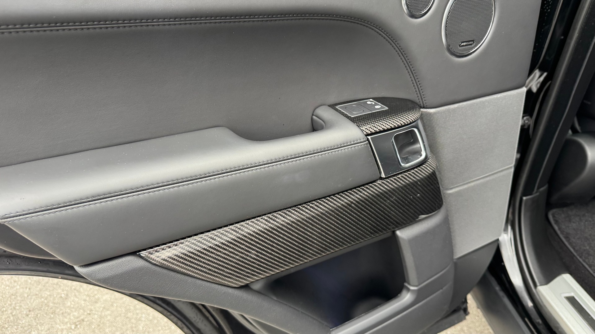 LAND ROVER Range Rover Sport 5.0 V8 S/C SVR Automatic-image-28