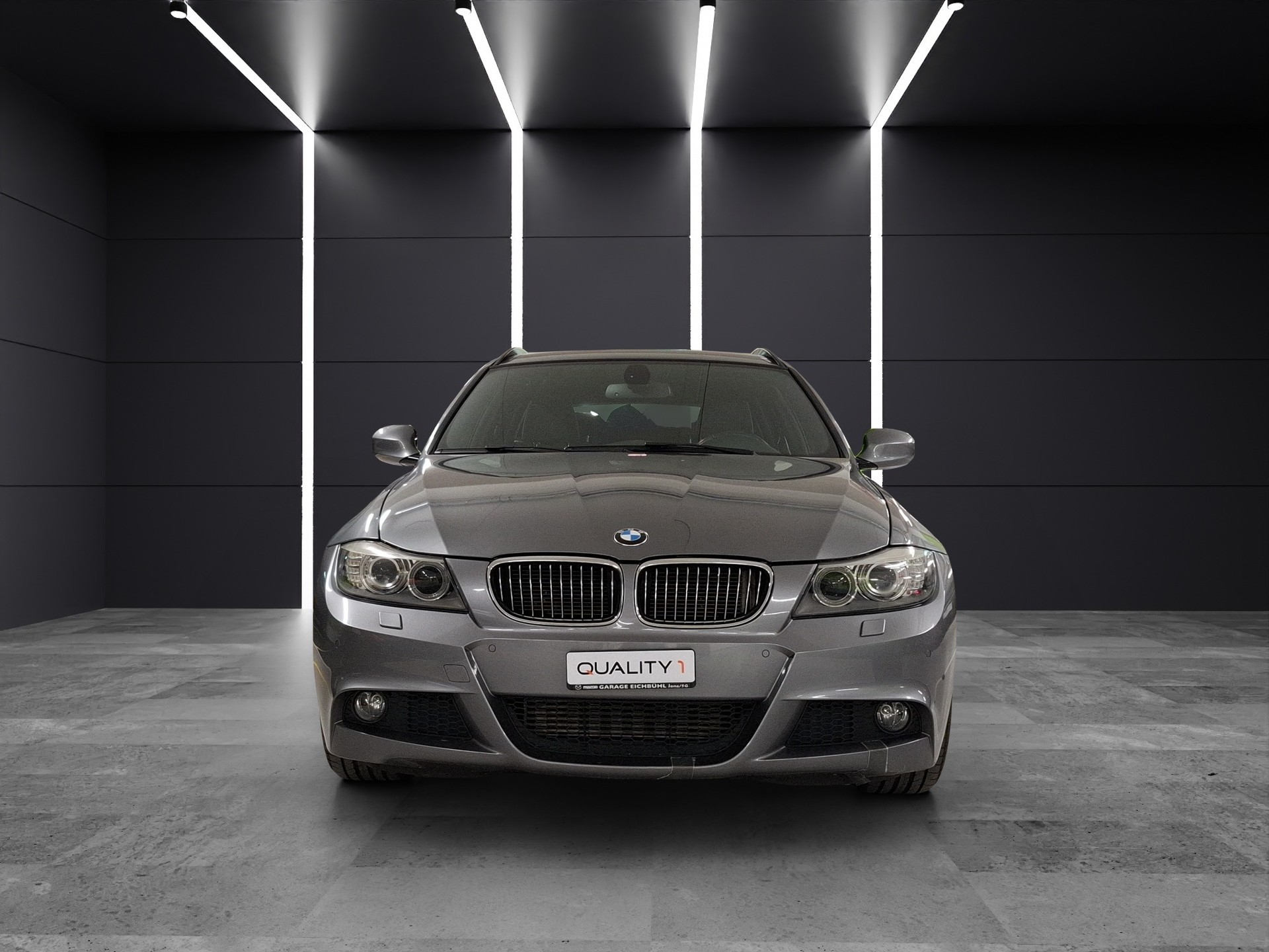 BMW 320d xDrive Touring Dynamic Edition Steptronic-image-1