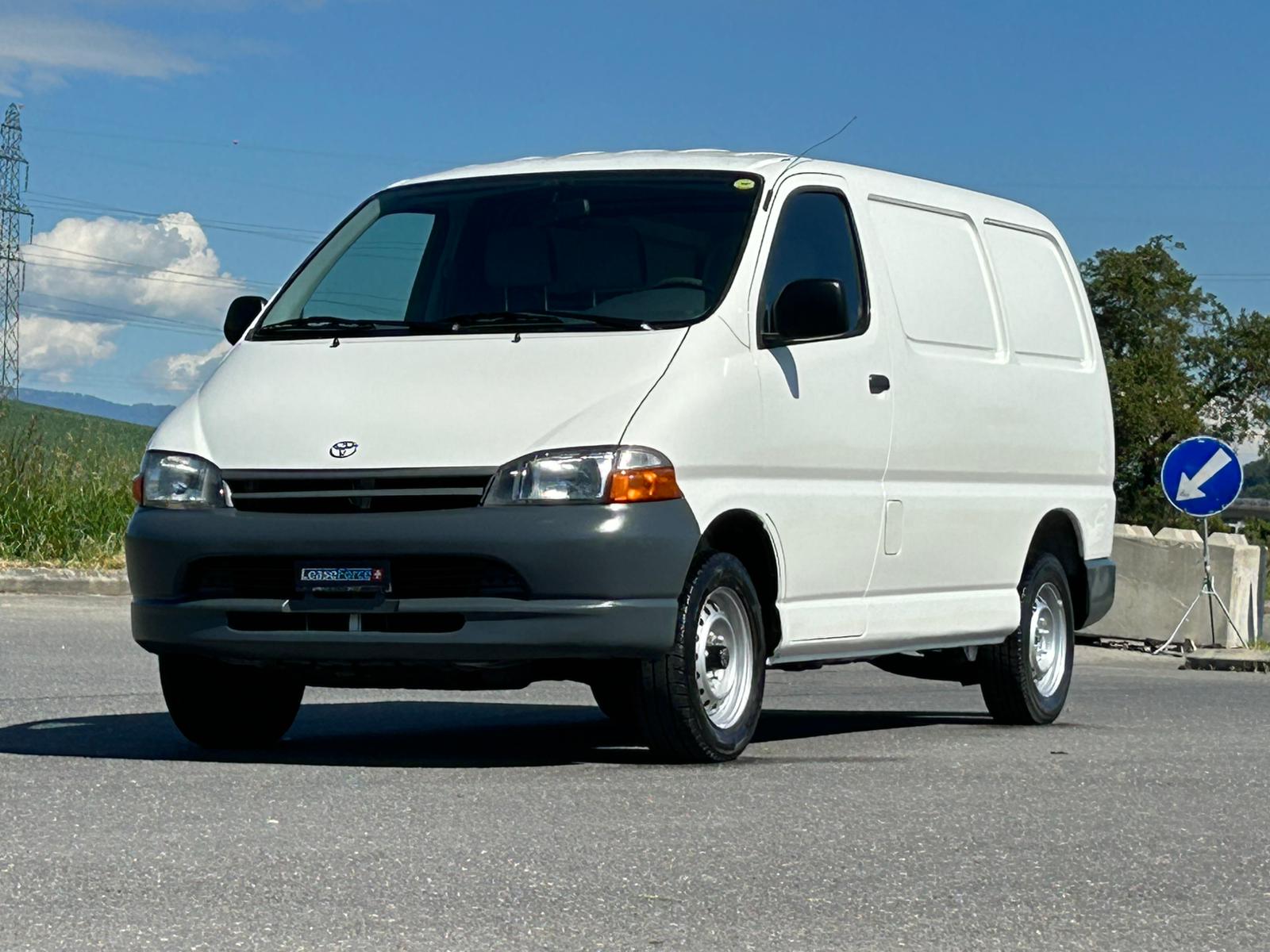 TOYOTA Hiace 2.7 Van A
