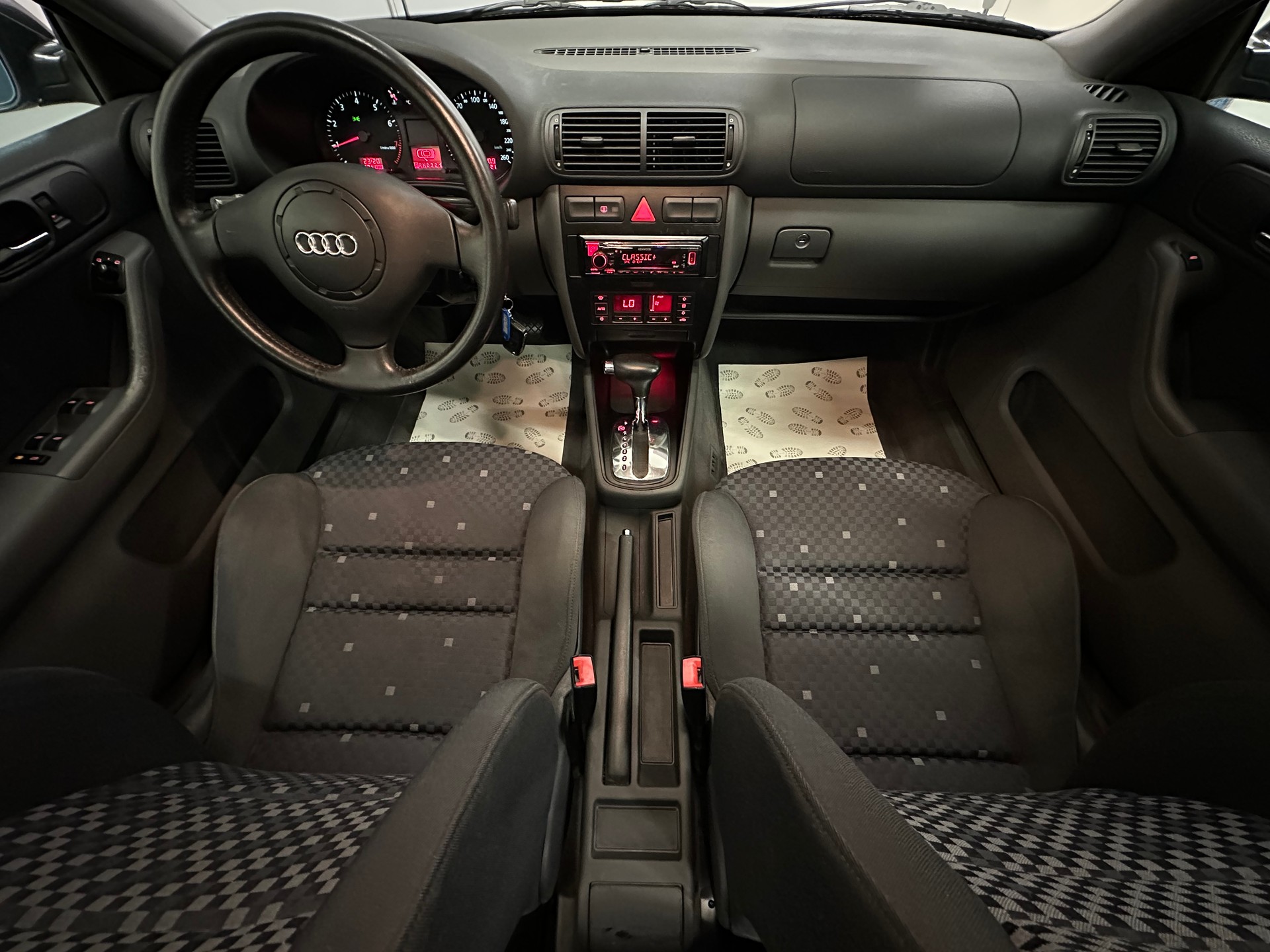 AUDI A3 1.8 T Ambition-image-20