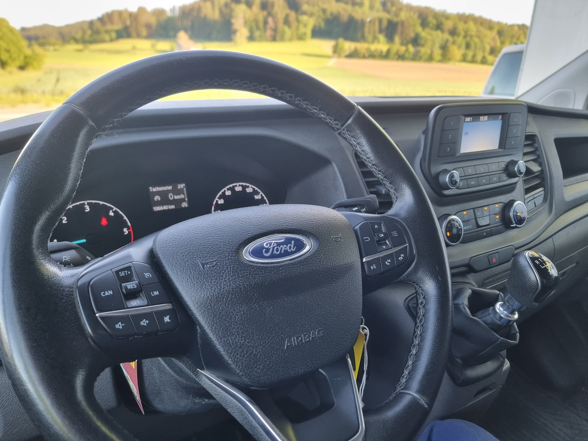 FORD Transit Custom Van 280 L1H1 Trend-image-4