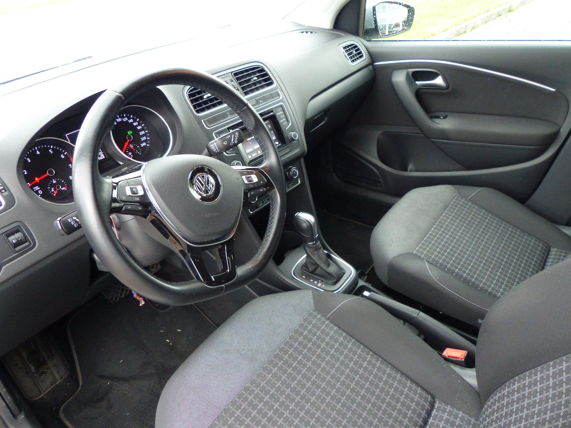 VW Polo 1.2 TSI BMT Comfortline DSG-image-9
